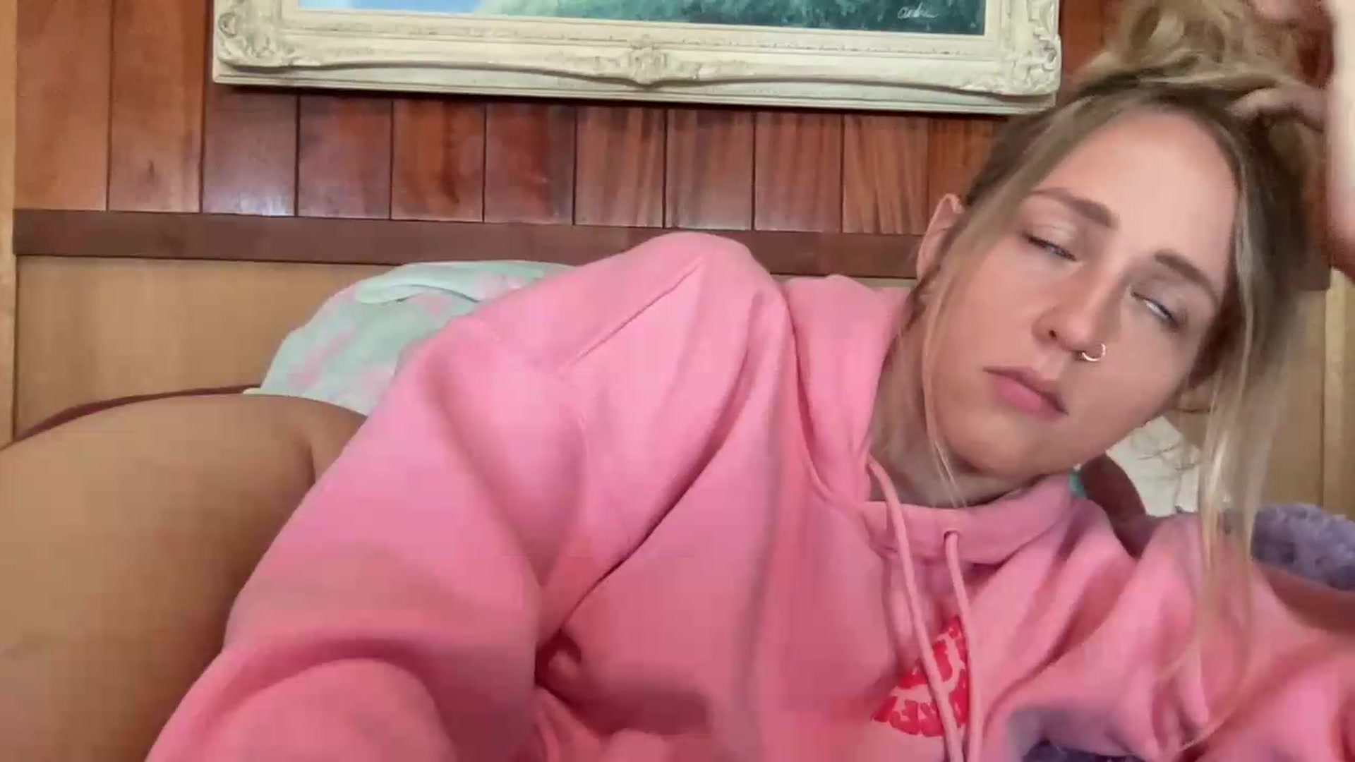 Gallery image thumbnail from IvyPiercee's myfreecams stream on, 09/01/2026, 17:56 image 6 of 20