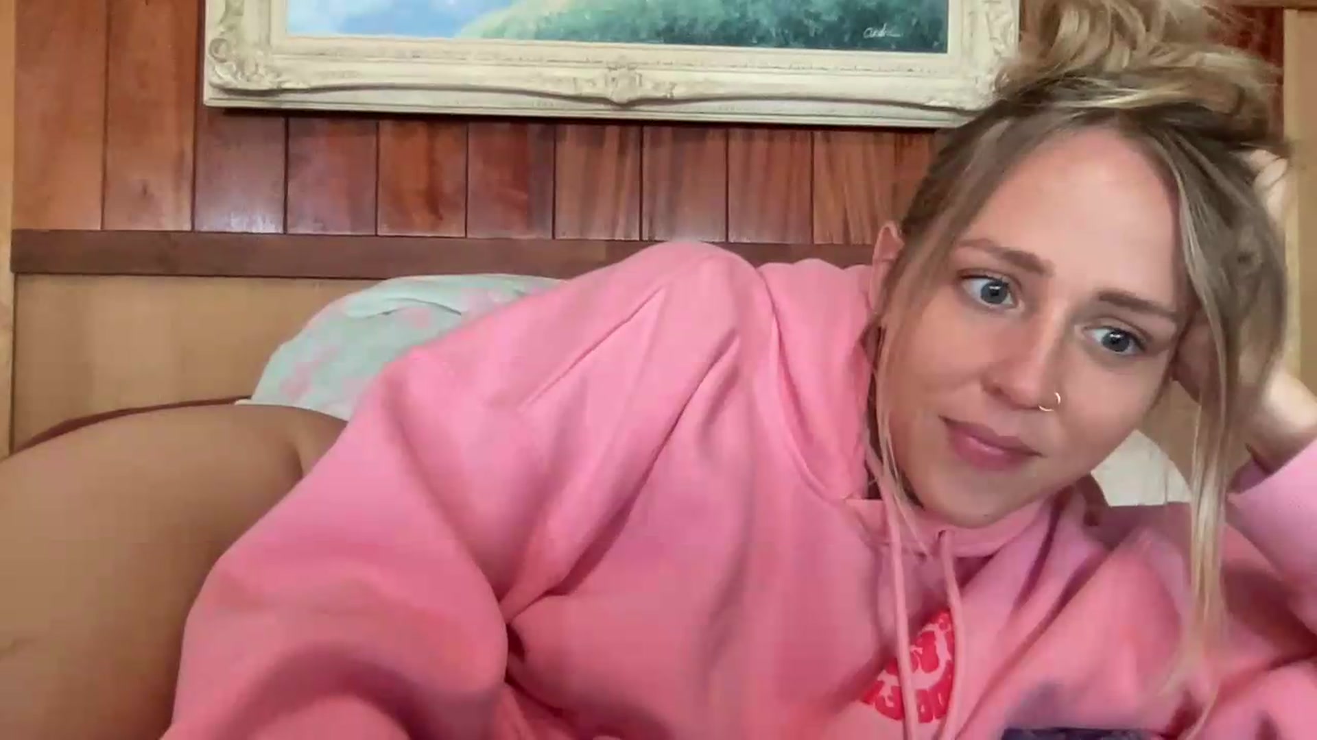 Gallery image thumbnail from IvyPiercee's myfreecams stream on, 09/01/2026, 17:56 image 3 of 20
