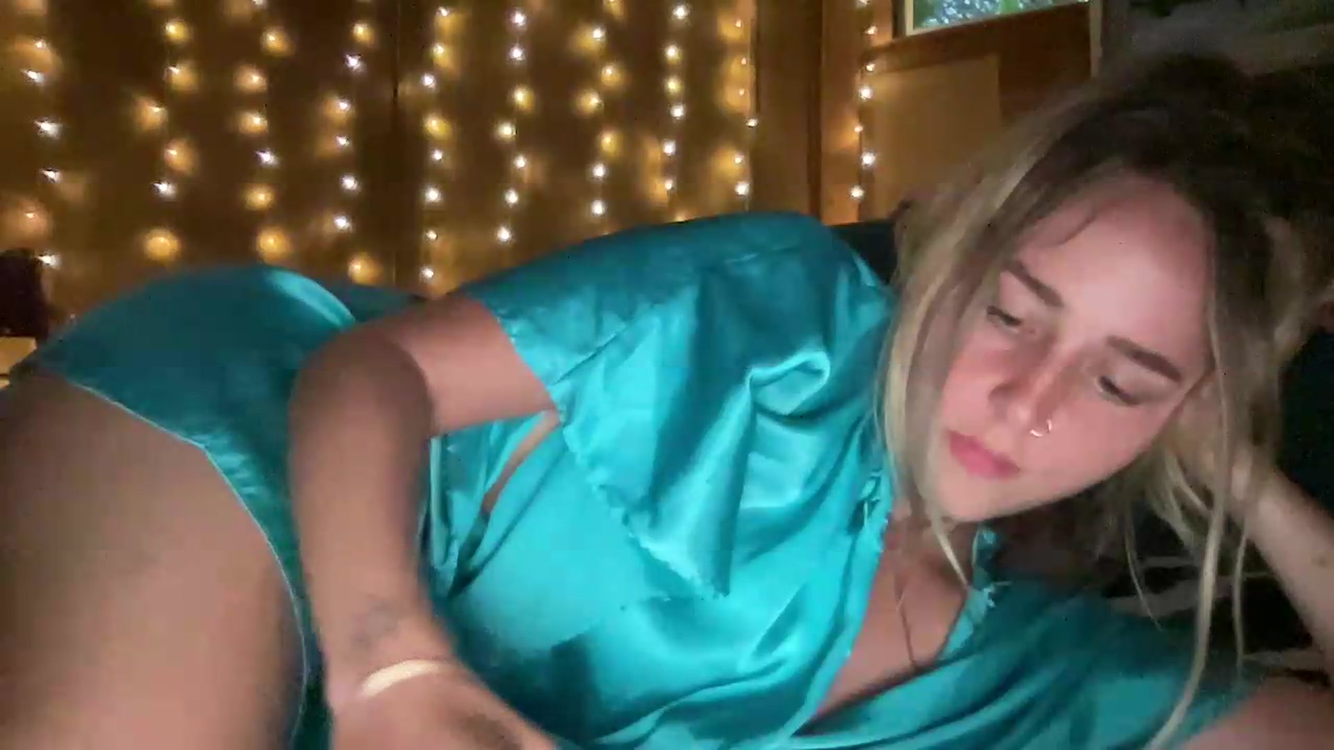 Gallery image thumbnail from IvyPiercee's myfreecams stream on, 09/02/2026, 04:49 image 16 of 20