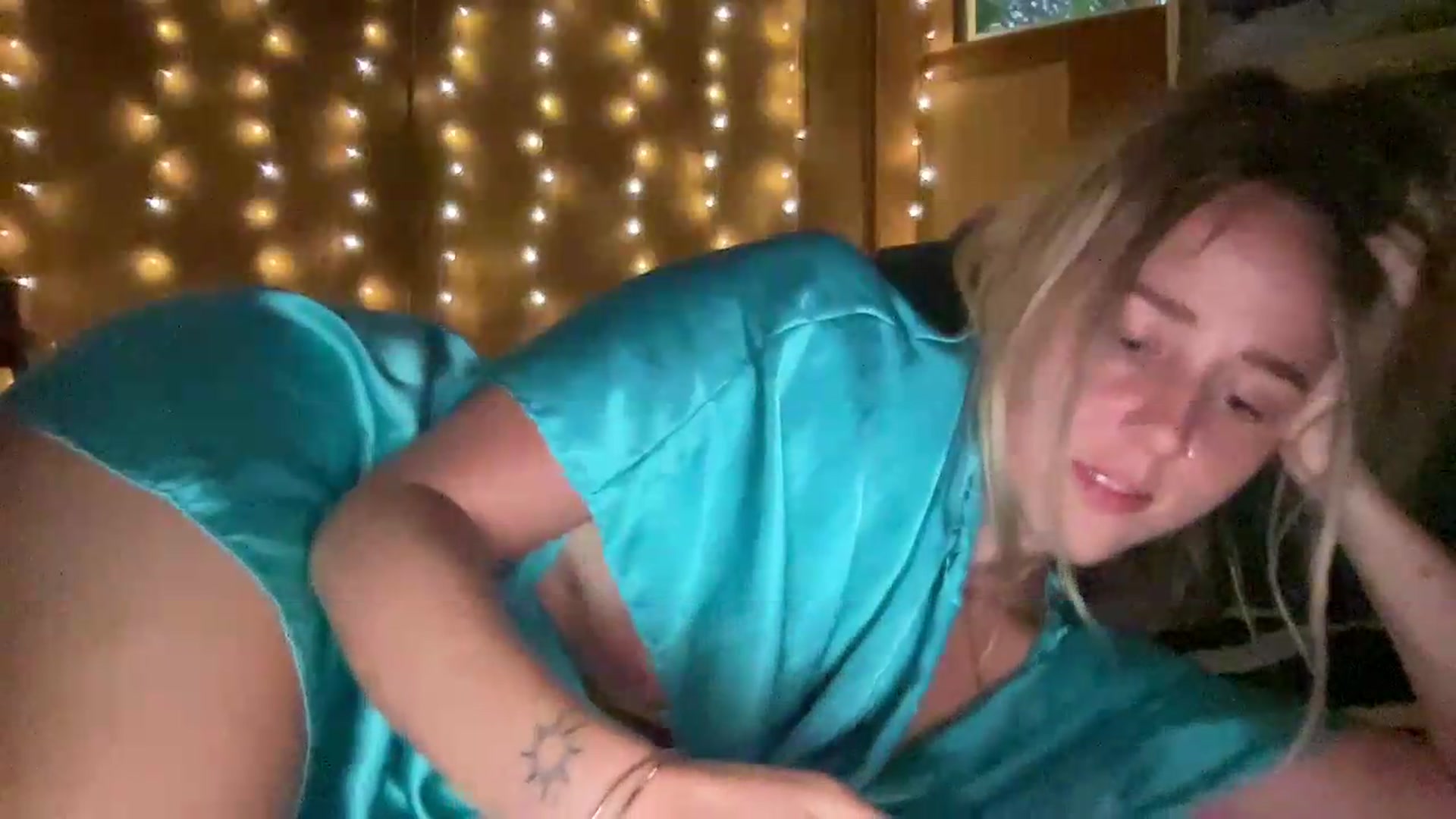 Gallery image thumbnail from IvyPiercee's myfreecams stream on, 09/02/2026, 04:49 image 19 of 20