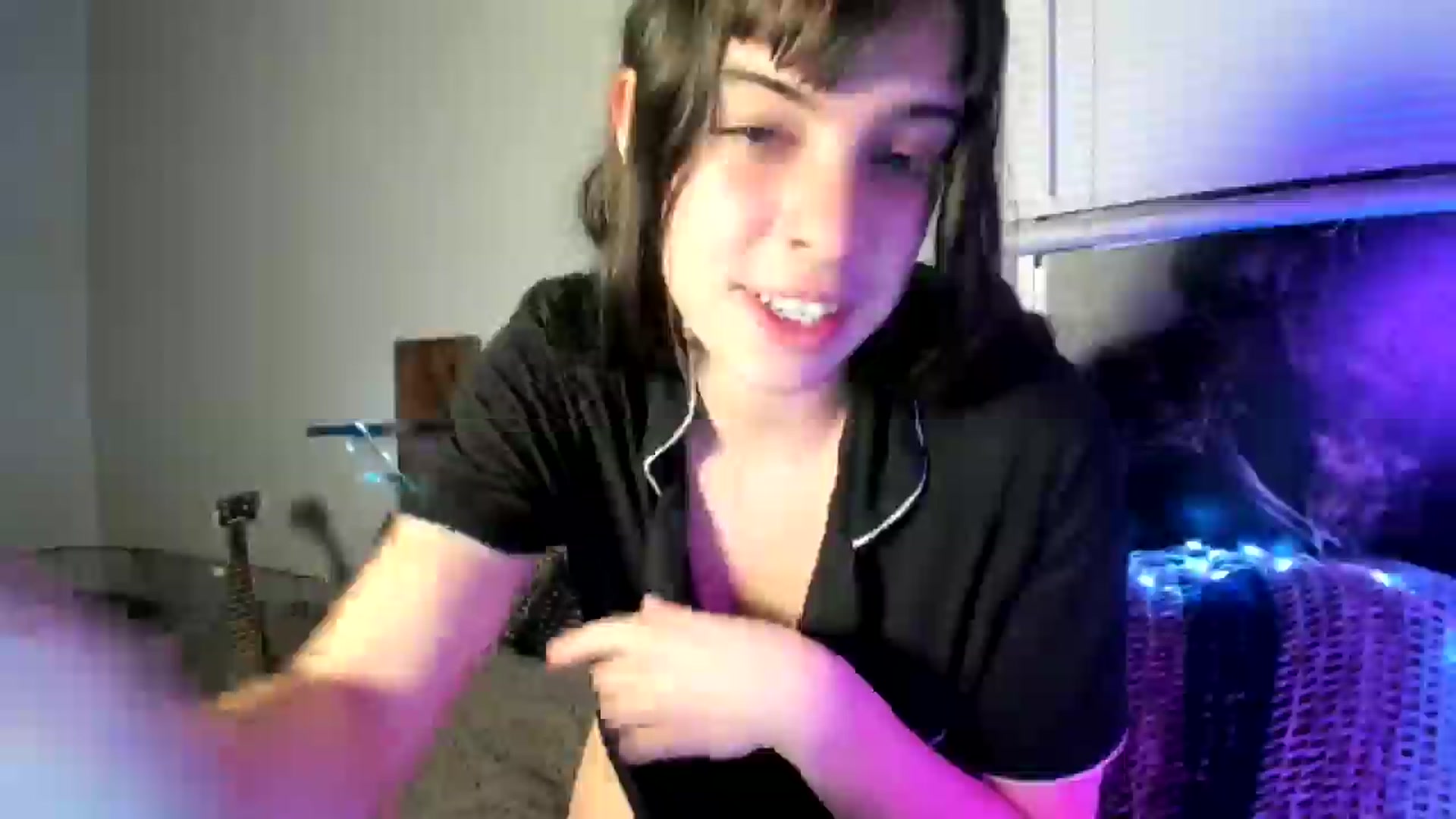 Gallery image thumbnail from IvyRae's myfreecams stream on, 02/16/2025, 13:17 image 10 of 20