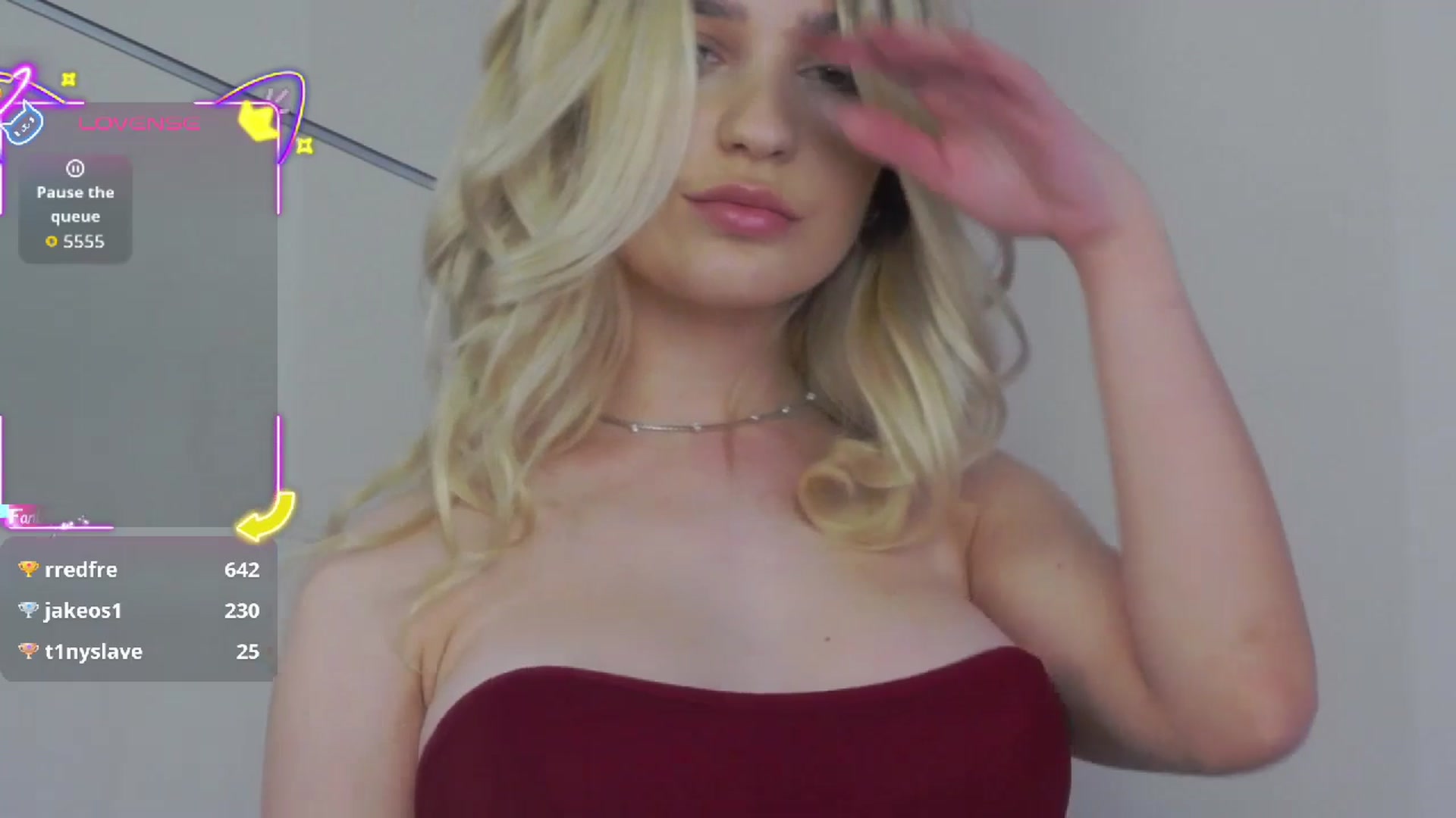 Gallery image thumbnail from IvyRiley's myfreecams stream on, 10/22/2025, 10:03 image 6 of 20