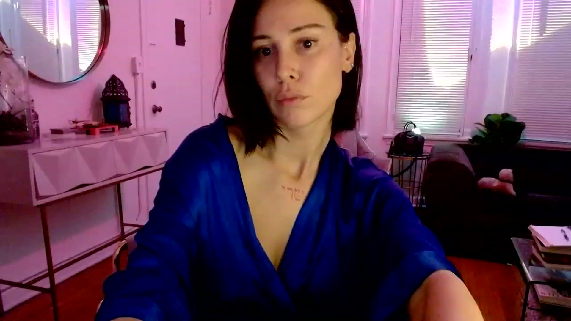 Gallery image thumbnail from Ivy__'s myfreecams stream on, 12/12/2022, 08:27 image 1 of 20