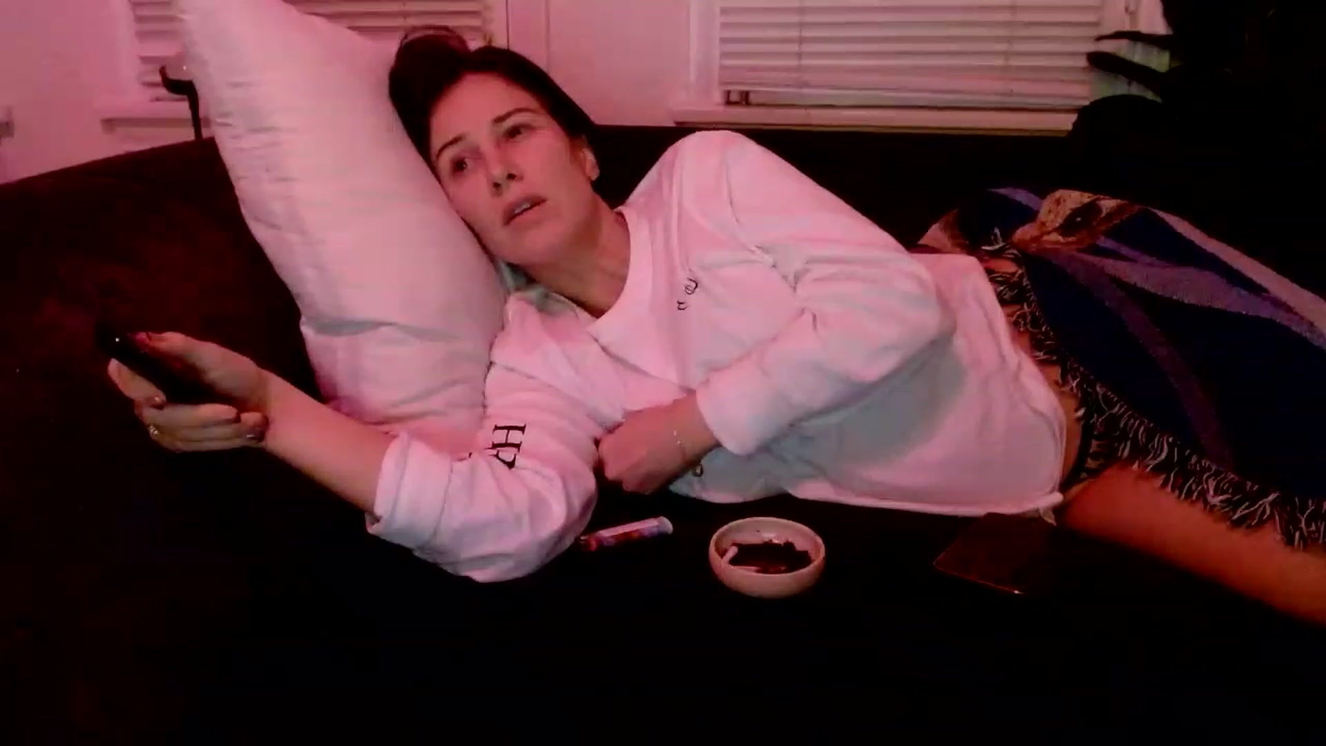 Gallery image thumbnail from Ivy__'s myfreecams stream on, 01/07/2023, 10:07 image 12 of 20