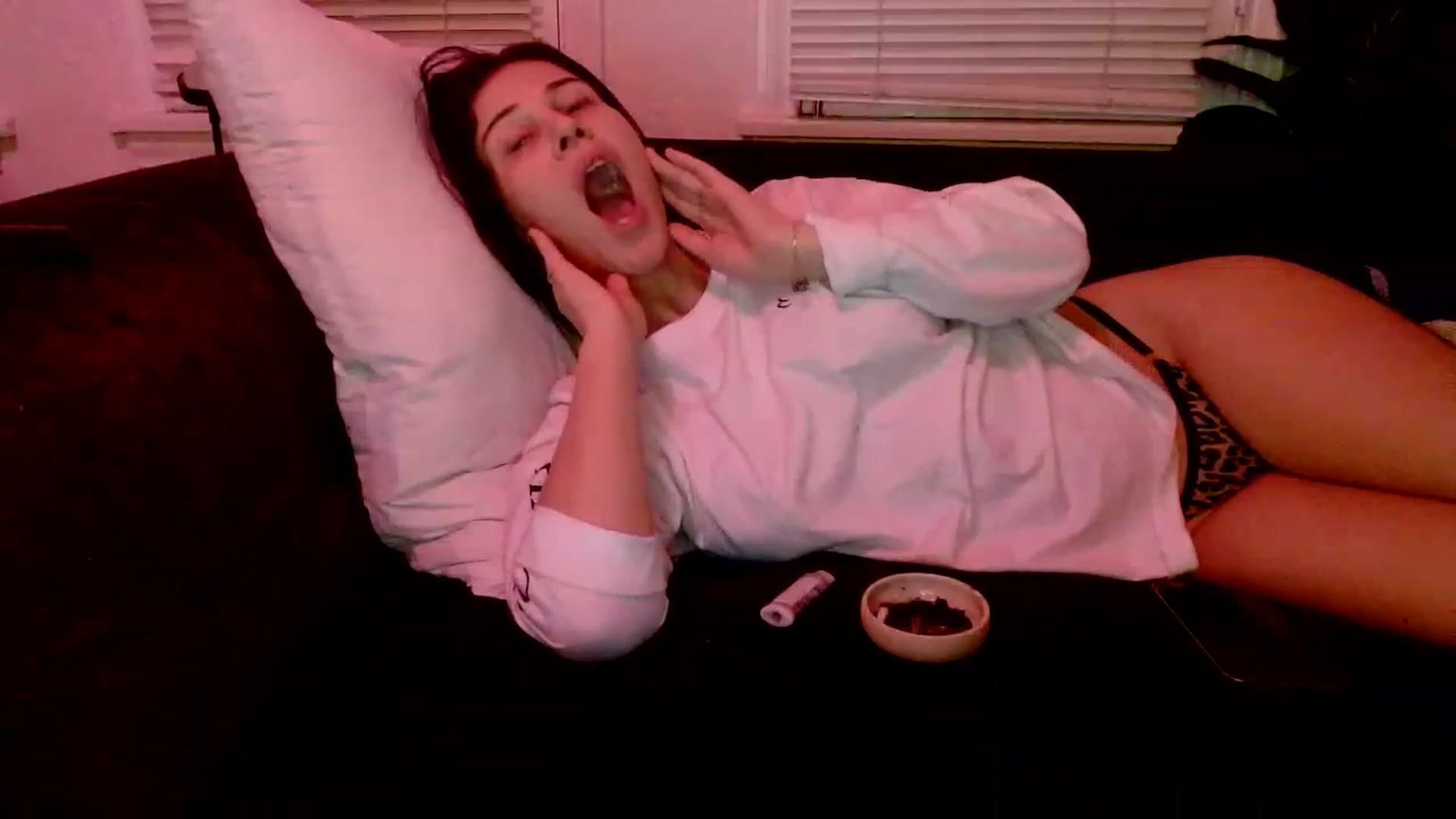 Gallery image thumbnail from Ivy__'s myfreecams stream on, 01/07/2023, 10:07 image 6 of 20
