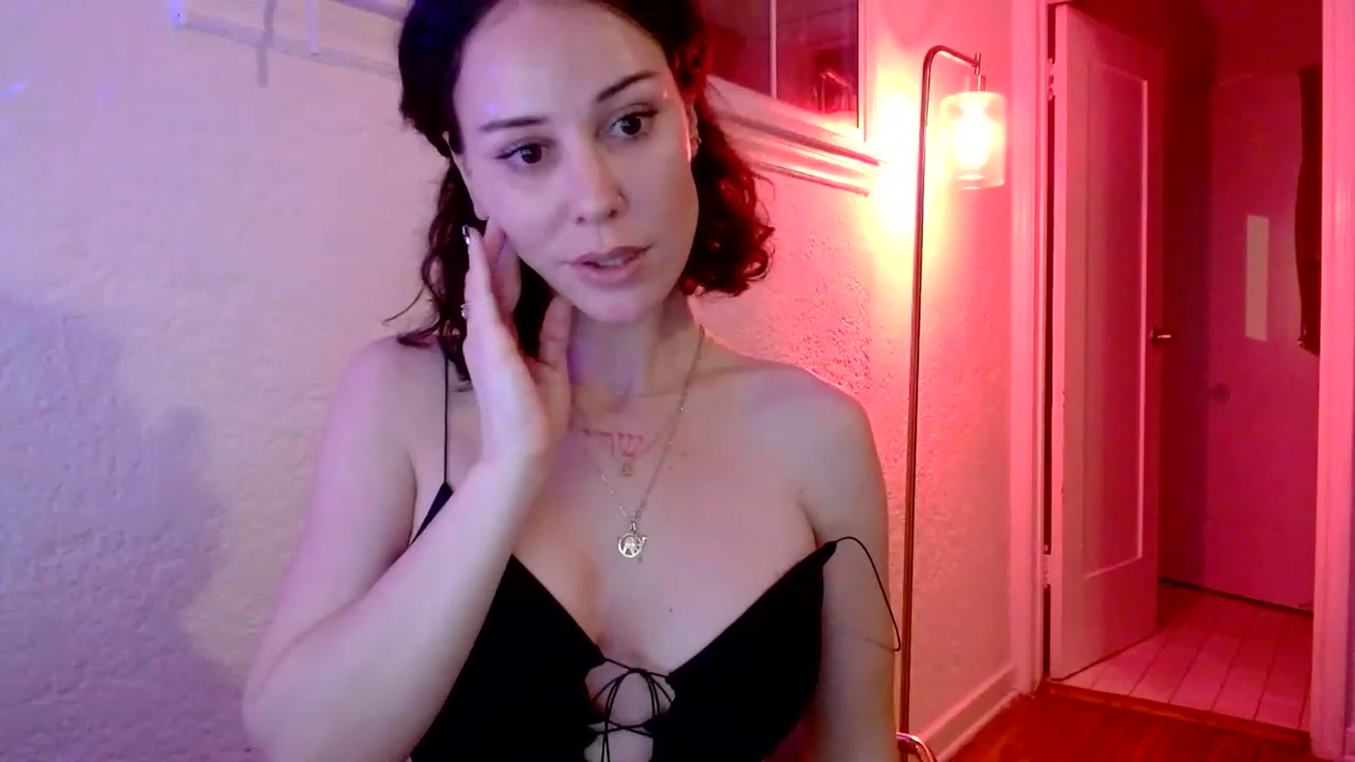 Gallery image thumbnail from Ivy__'s myfreecams stream on, 03/16/2023, 05:43 image 11 of 20