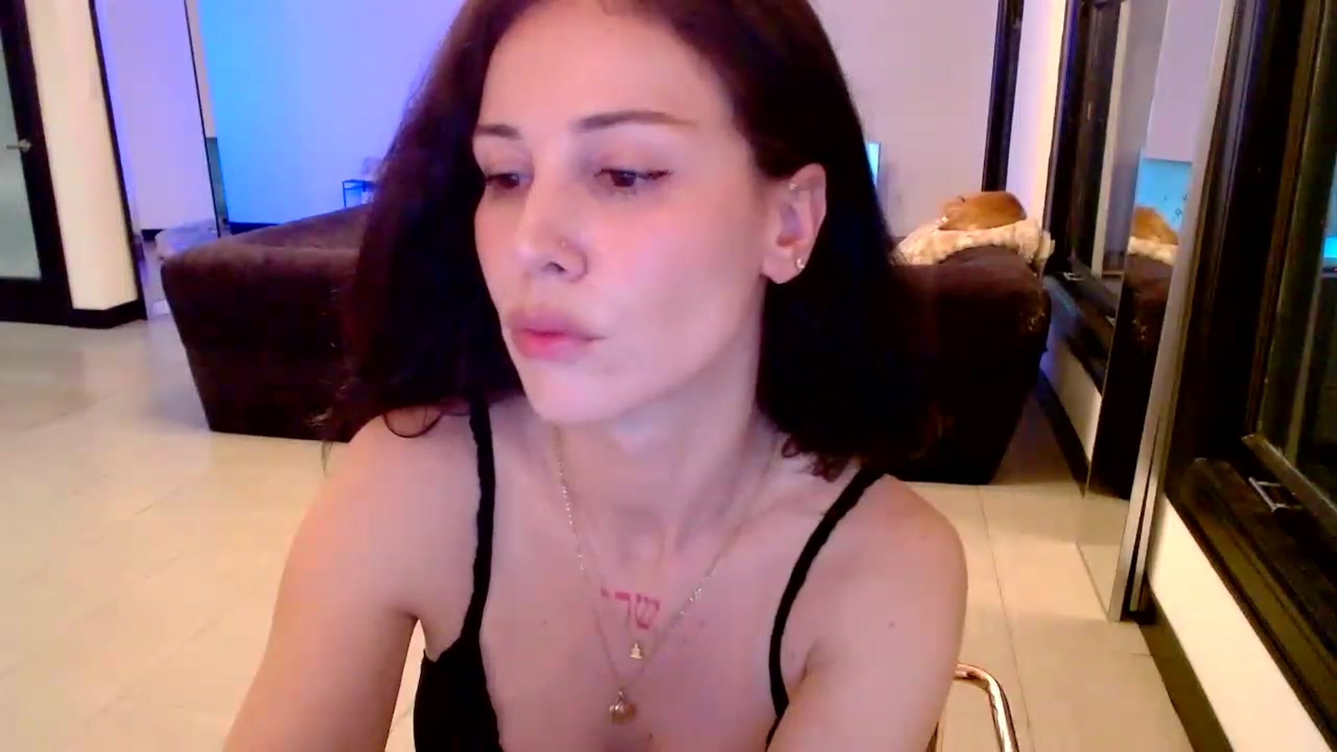 Gallery image thumbnail from Ivy__'s myfreecams stream on, 04/27/2023, 03:50 image 12 of 20