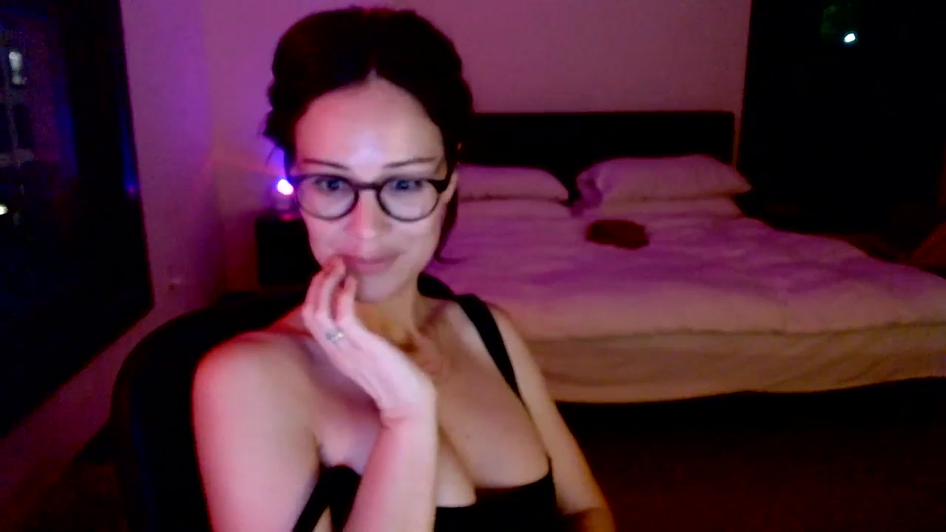 Gallery image thumbnail from Ivy__'s myfreecams stream on, 07/24/2023, 08:54 image 11 of 20