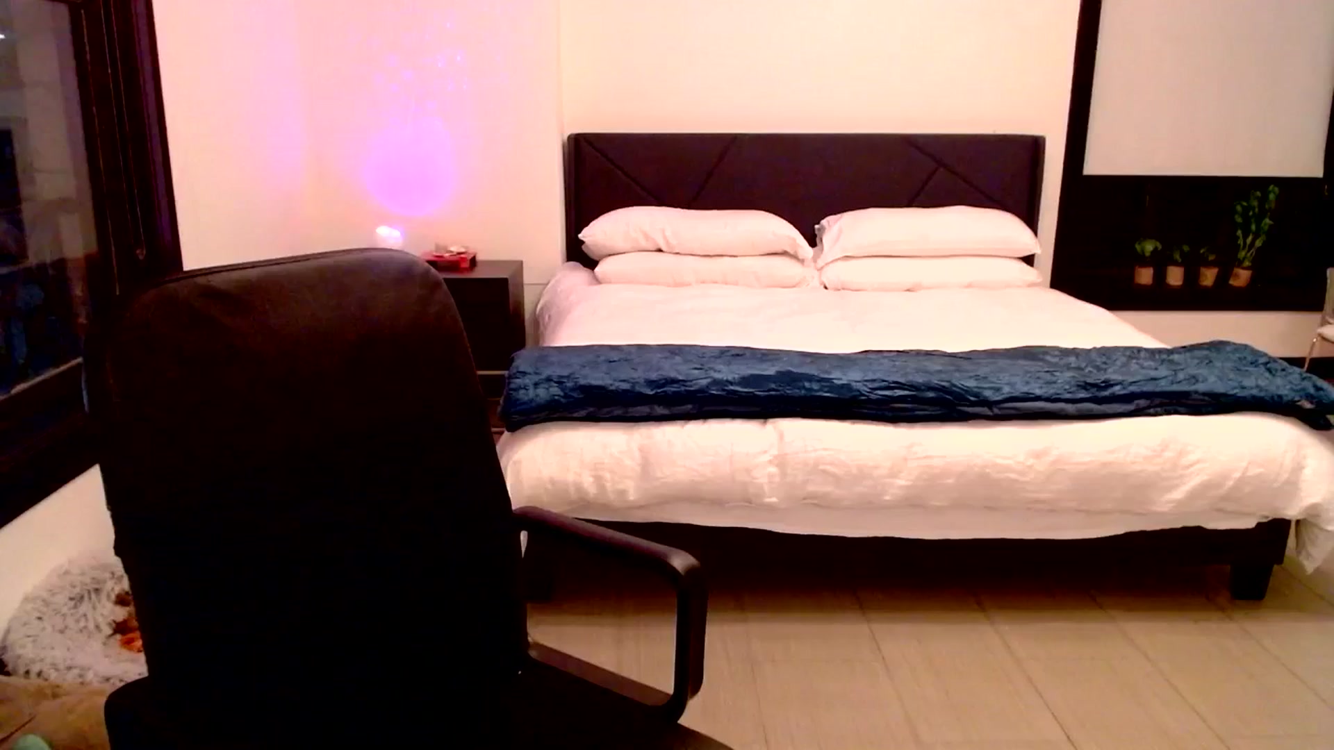 Gallery image thumbnail from Ivy__'s myfreecams stream on, 09/30/2023, 06:28 image 18 of 20