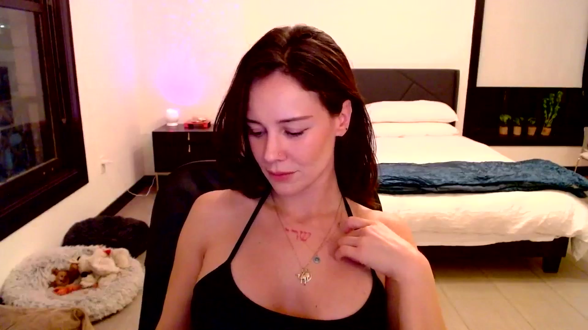 Gallery image thumbnail from Ivy__'s myfreecams stream on, 09/30/2023, 06:28 image 4 of 20