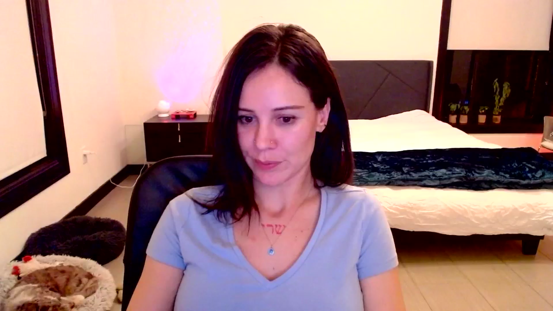 Gallery image thumbnail from Ivy__'s myfreecams stream on, 10/05/2023, 08:35 image 12 of 20