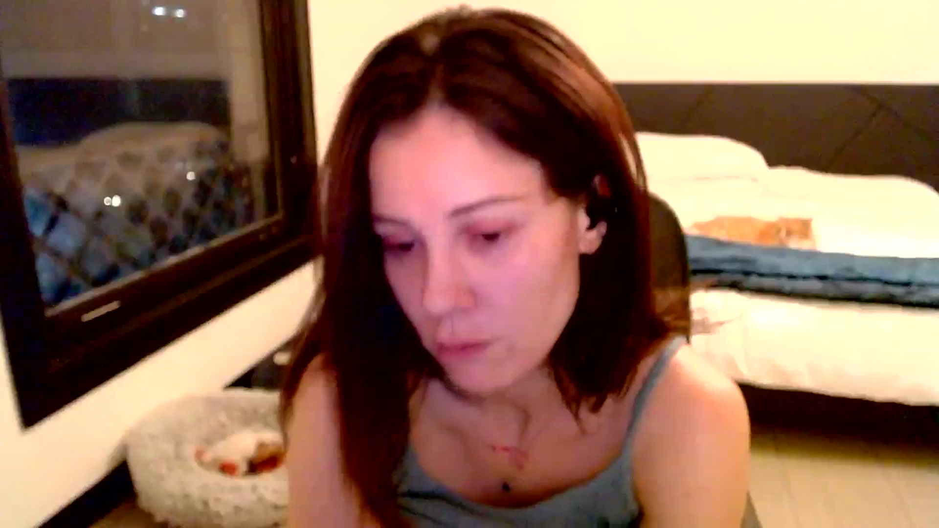 Gallery image thumbnail from Ivy__'s myfreecams stream on, 10/08/2023, 08:55 image 17 of 20