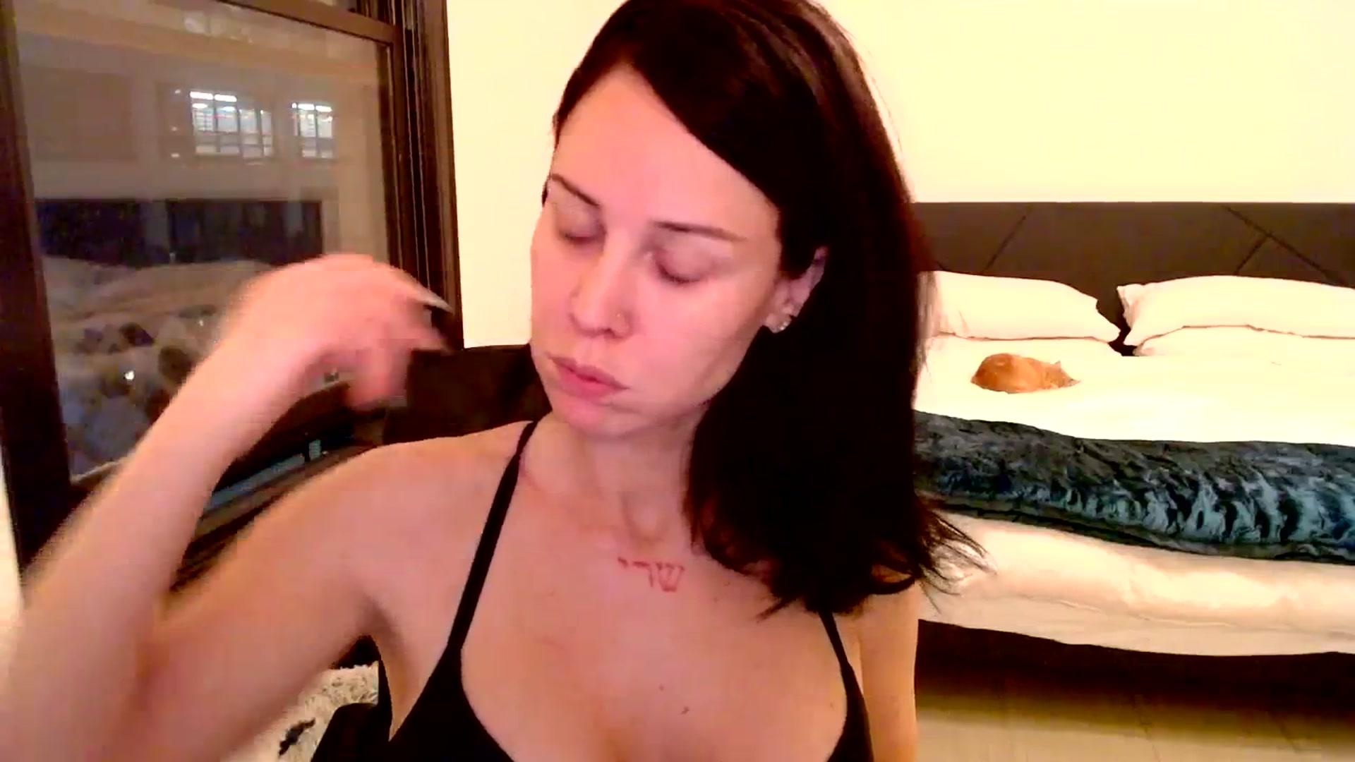 Gallery image thumbnail from Ivy__'s myfreecams stream on, 11/02/2023, 02:22 image 16 of 20