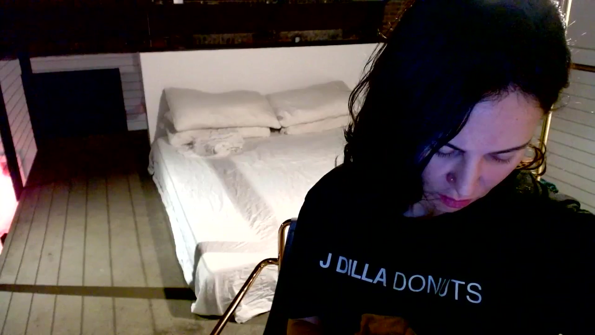 Gallery image thumbnail from Ivy__'s myfreecams stream on, 03/05/2024, 10:02 image 17 of 20