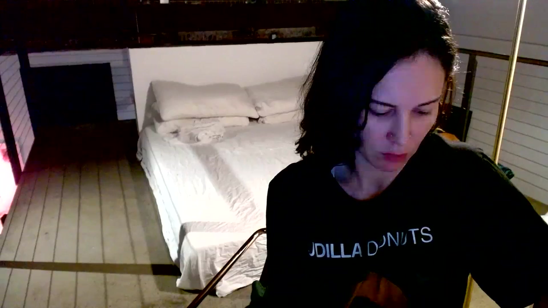 Gallery image thumbnail from Ivy__'s myfreecams stream on, 03/05/2024, 10:02 image 10 of 20