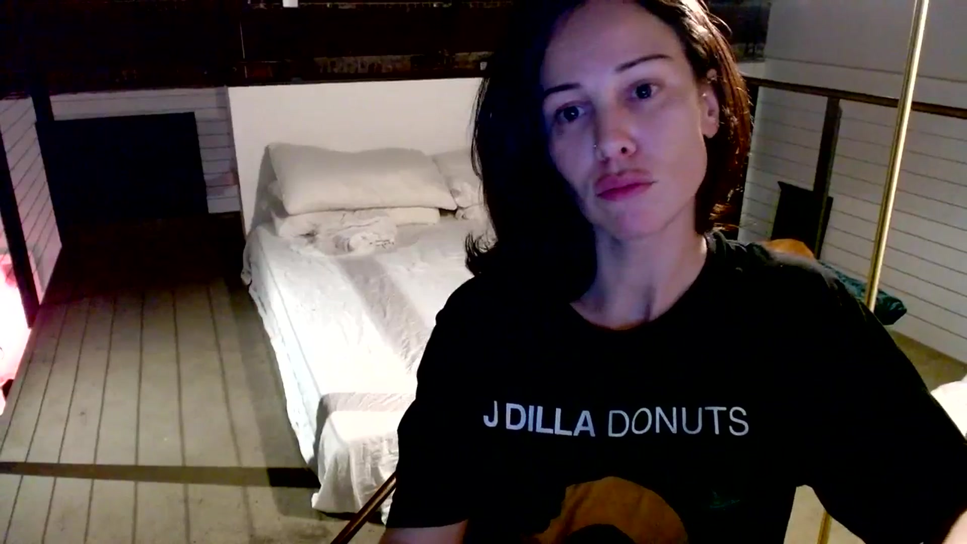 Gallery image thumbnail from Ivy__'s myfreecams stream on, 03/05/2024, 10:02 image 11 of 20