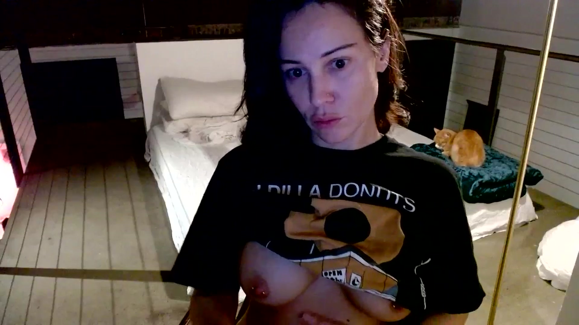 Gallery image thumbnail from Ivy__'s myfreecams stream on, 03/05/2024, 10:02 image 5 of 20