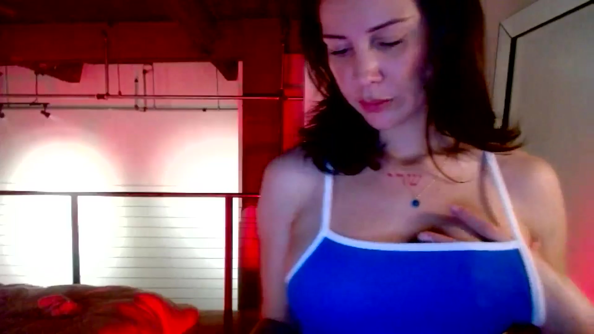Gallery image thumbnail from Ivy__'s myfreecams stream on, 06/14/2024, 08:06 image 8 of 20
