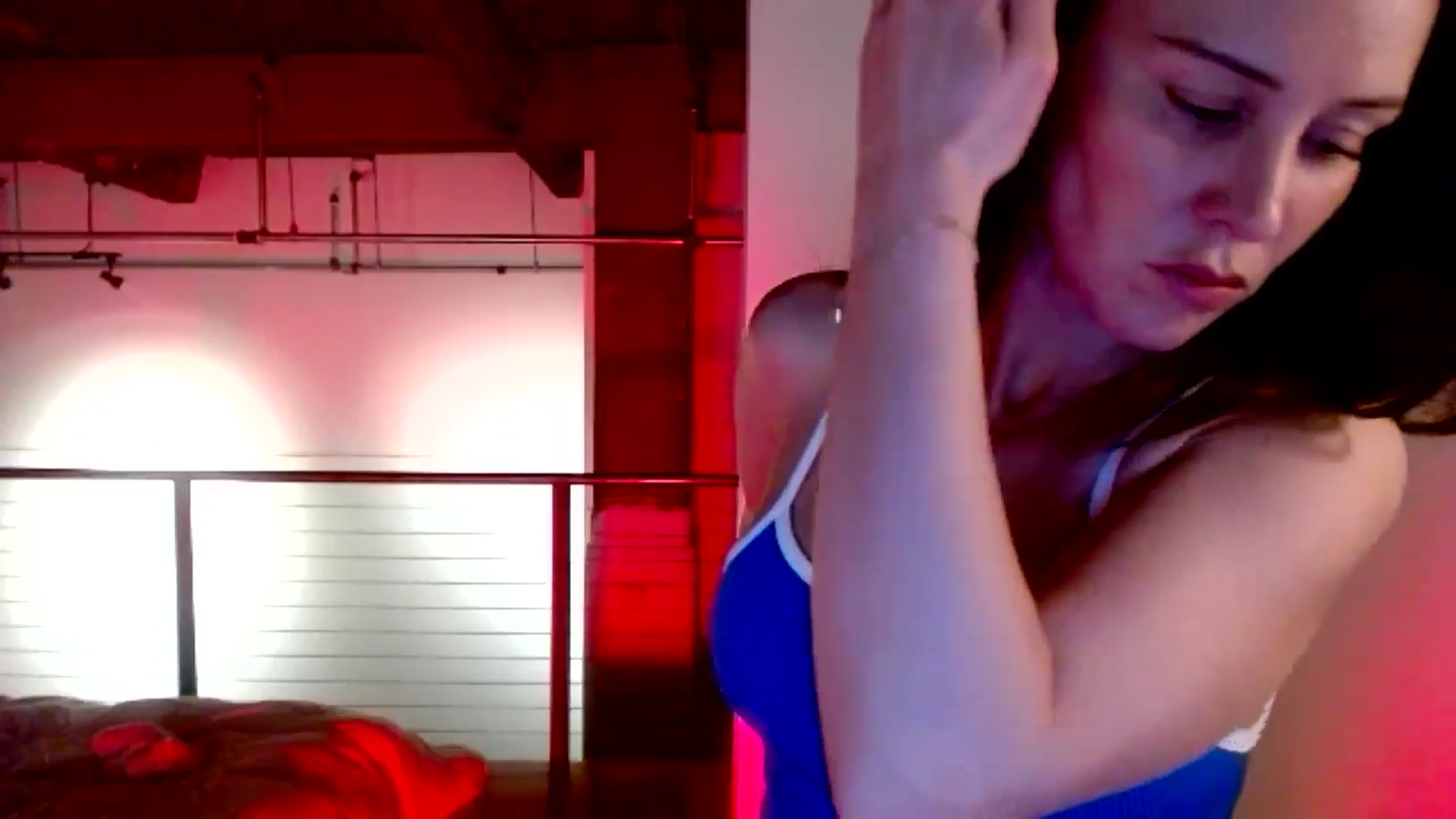 Gallery image thumbnail from Ivy__'s myfreecams stream on, 06/14/2024, 08:06 image 17 of 20