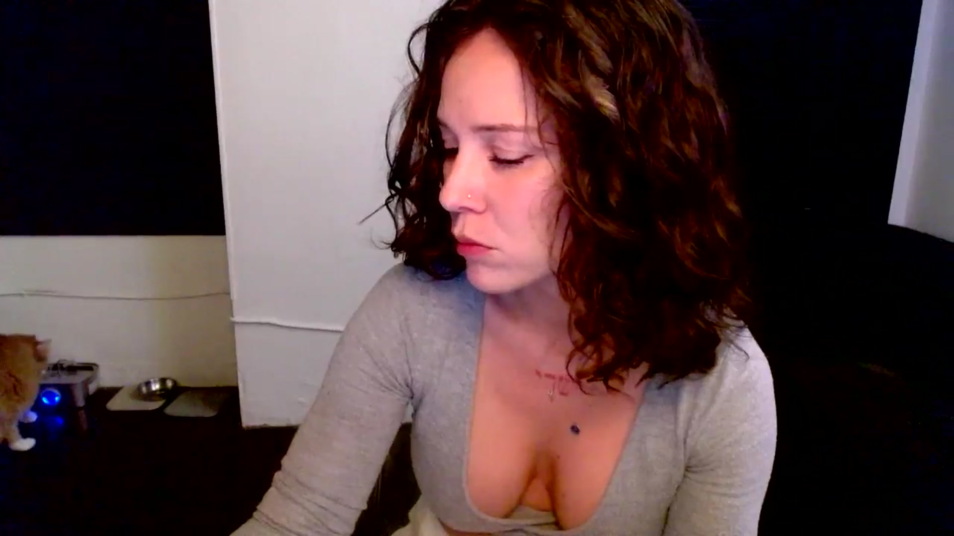 Gallery image thumbnail from Ivy__'s myfreecams stream on, 06/30/2024, 08:05 image 3 of 20