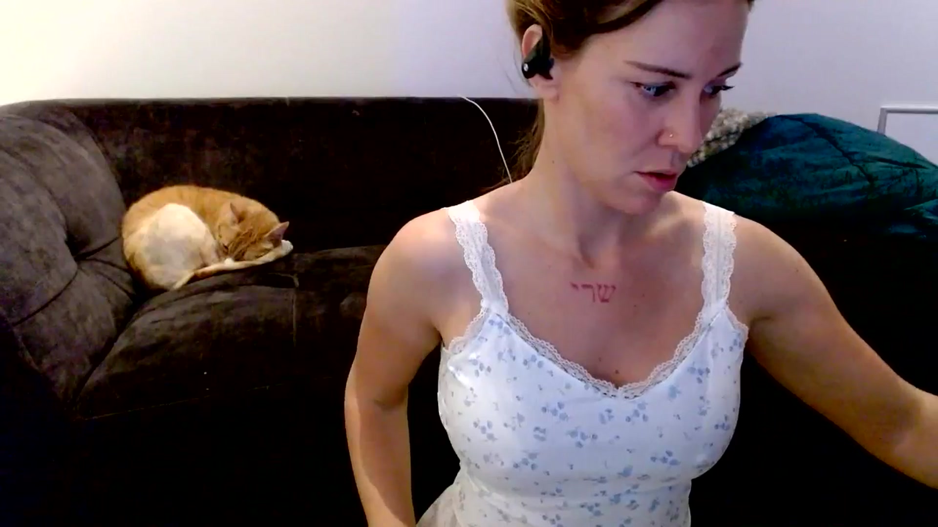 Gallery image thumbnail from Ivy__'s myfreecams stream on, 07/21/2024, 07:35 image 12 of 20