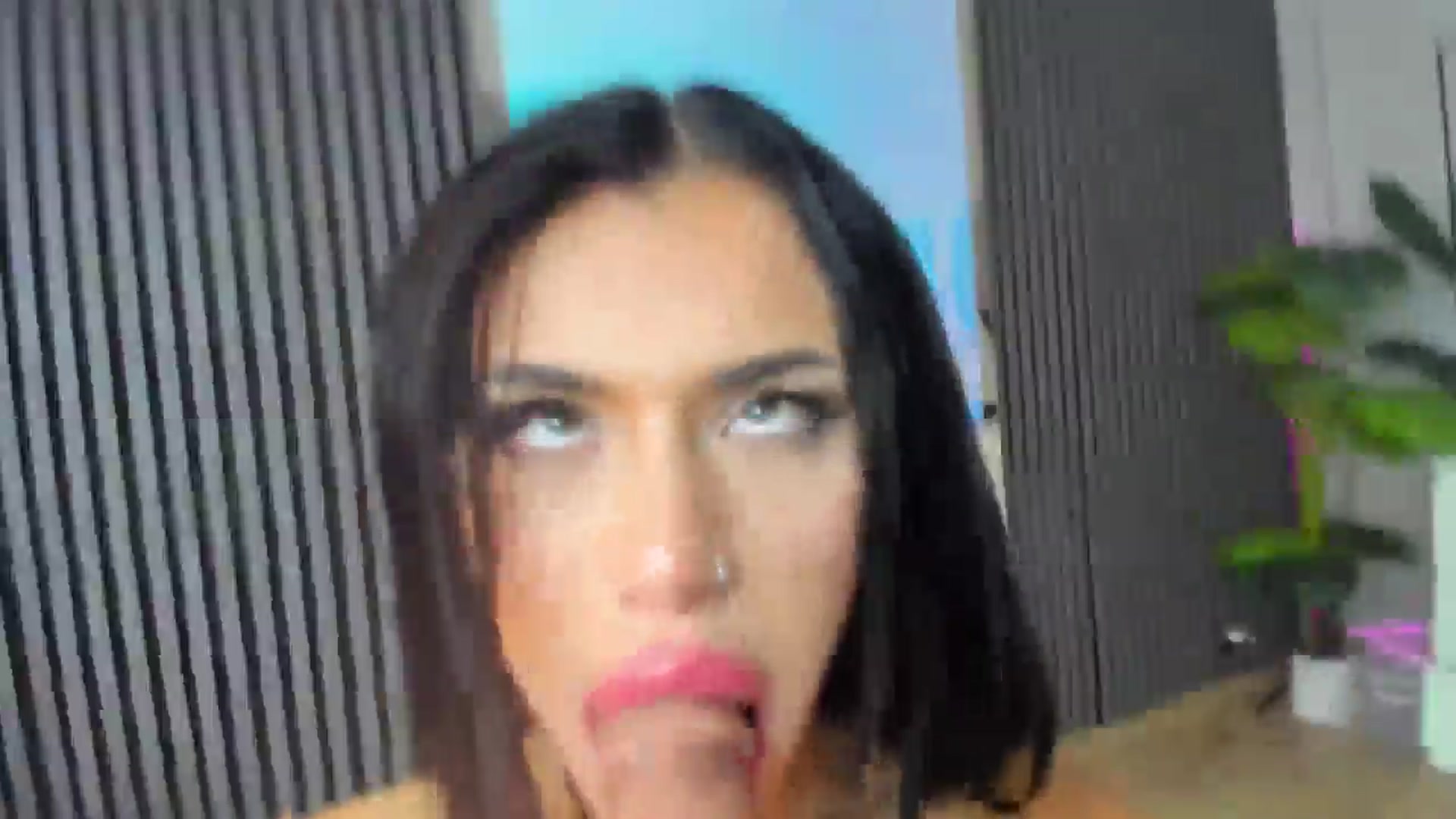 Gallery image thumbnail from Ivy_belle_'s myfreecams stream on, 12/04/2024, 11:20 image 7 of 20