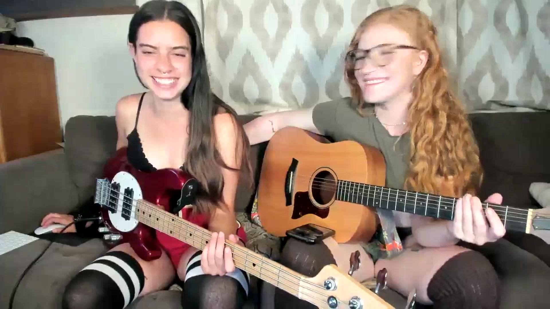 Gallery image thumbnail from IvyandCharlie's myfreecams stream on, 06/11/2024, 09:03 image 17 of 20