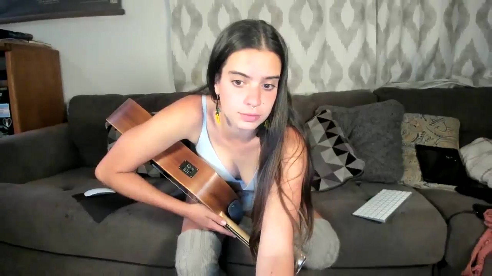 Gallery image thumbnail from IvyandCharlie's myfreecams stream on, 06/20/2024, 10:23 image 3 of 20