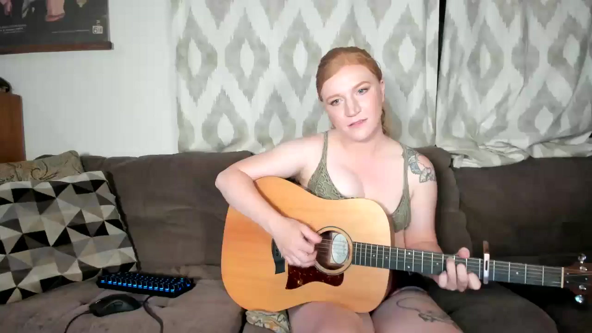 Gallery image thumbnail from IvyandCharlie's myfreecams stream on, 07/09/2024, 08:41 image 16 of 20