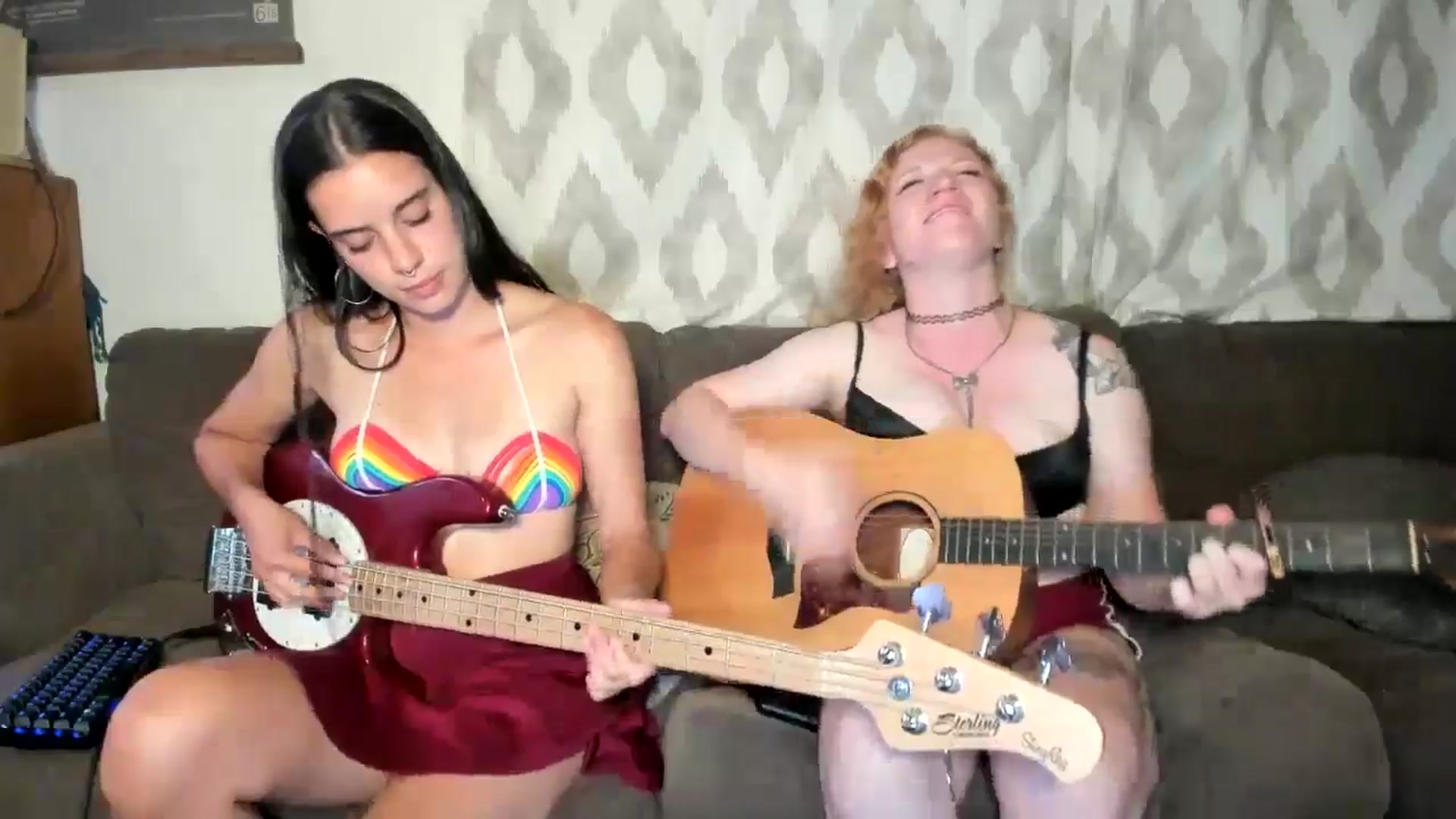 Gallery image thumbnail from IvyandCharlie's myfreecams stream on, 08/02/2024, 10:55 image 6 of 20