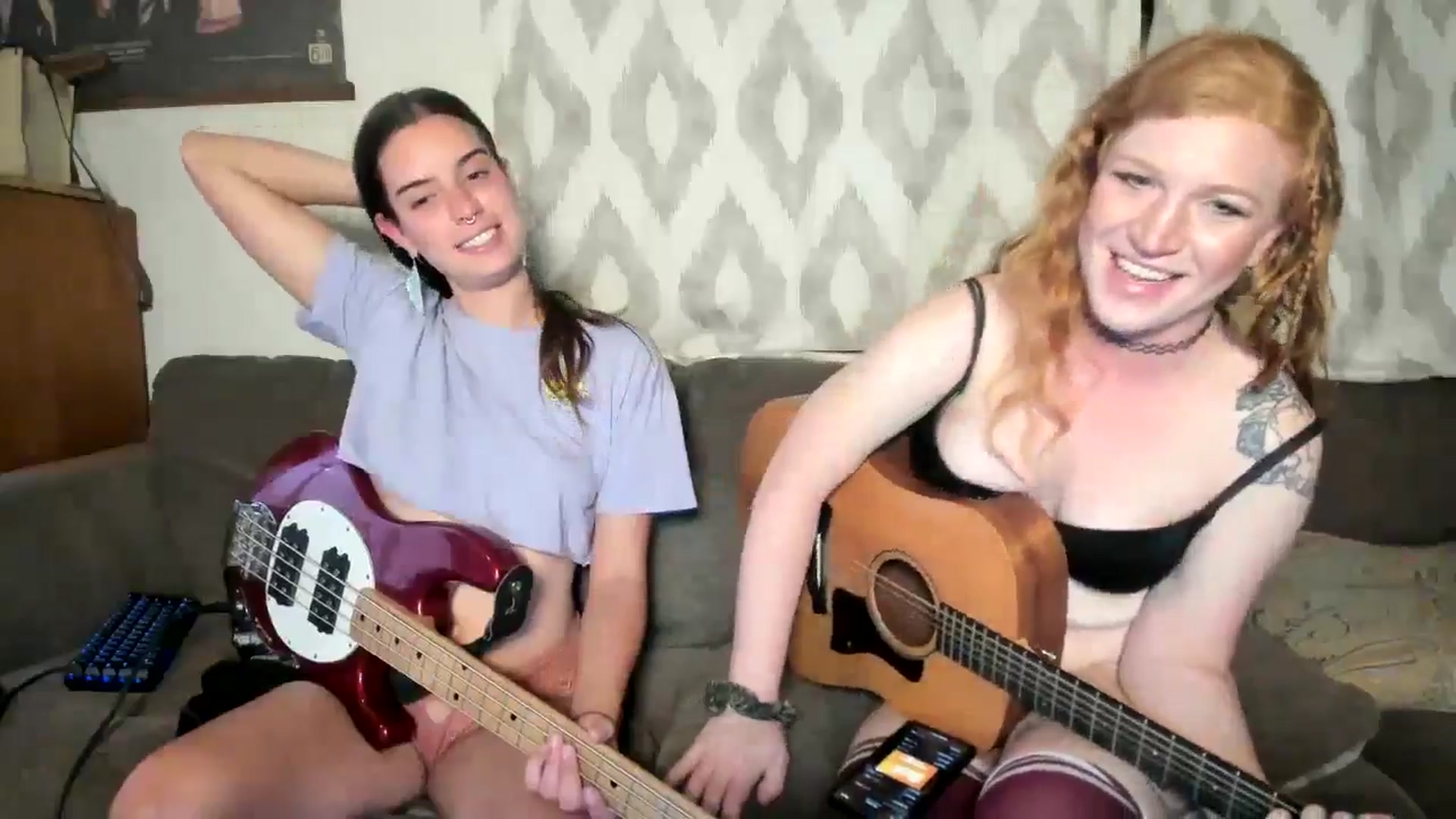 Gallery image thumbnail from IvyandCharlie's myfreecams stream on, 08/22/2024, 09:01 image 4 of 20