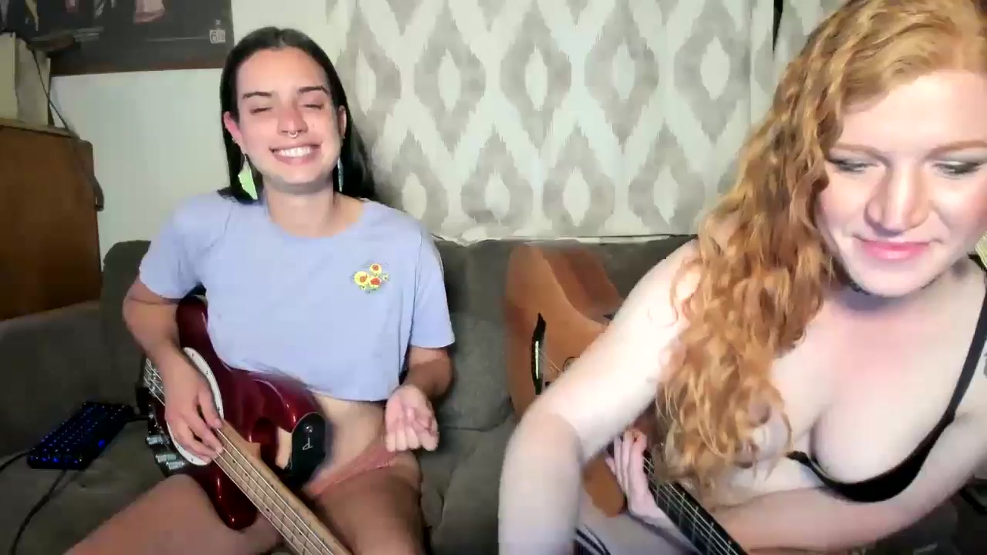 Gallery image thumbnail from IvyandCharlie's myfreecams stream on, 08/22/2024, 09:01 image 8 of 20