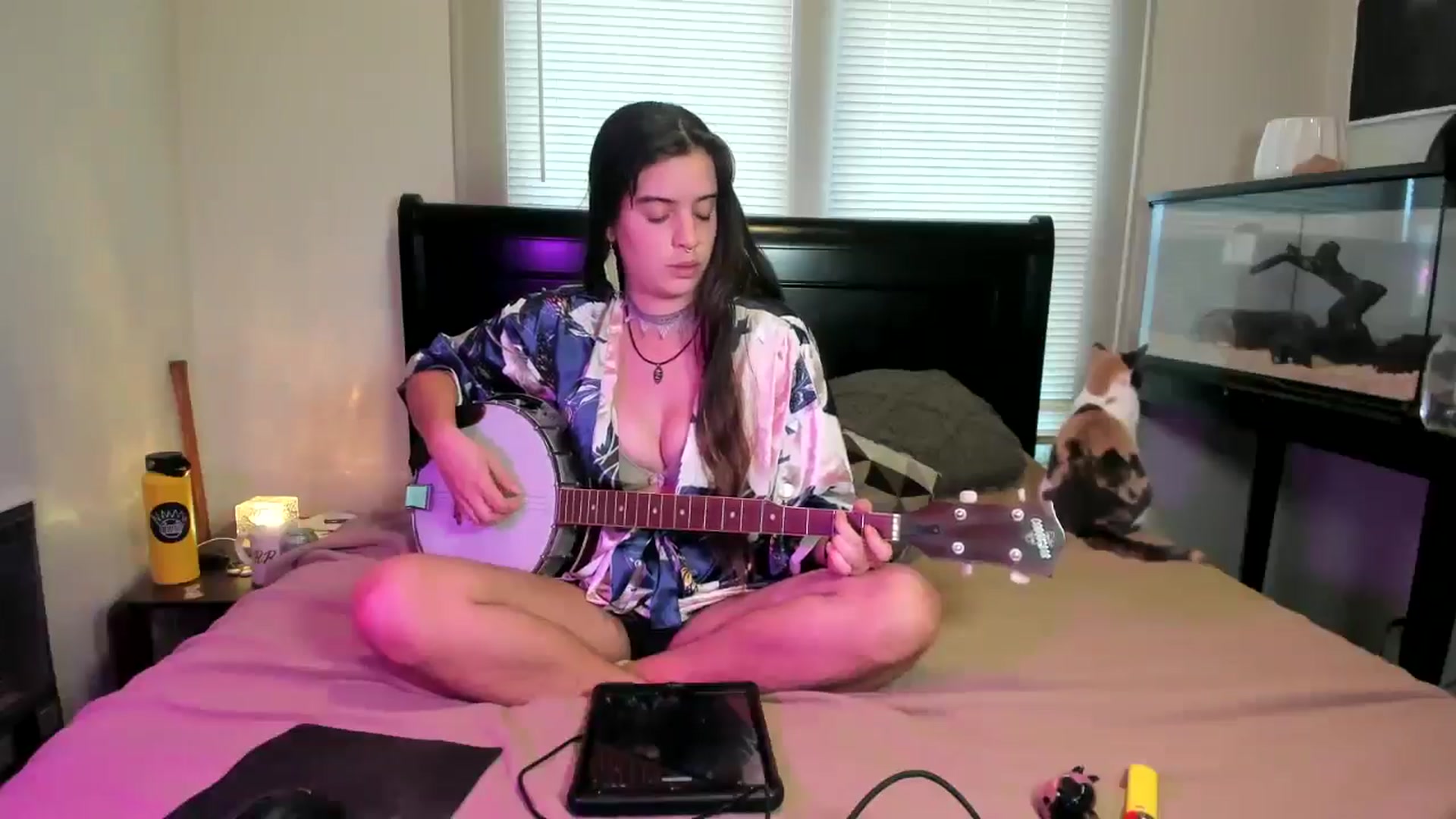 Gallery image thumbnail from IvyandCharlie's myfreecams stream on, 11/22/2024, 16:47 image 17 of 20