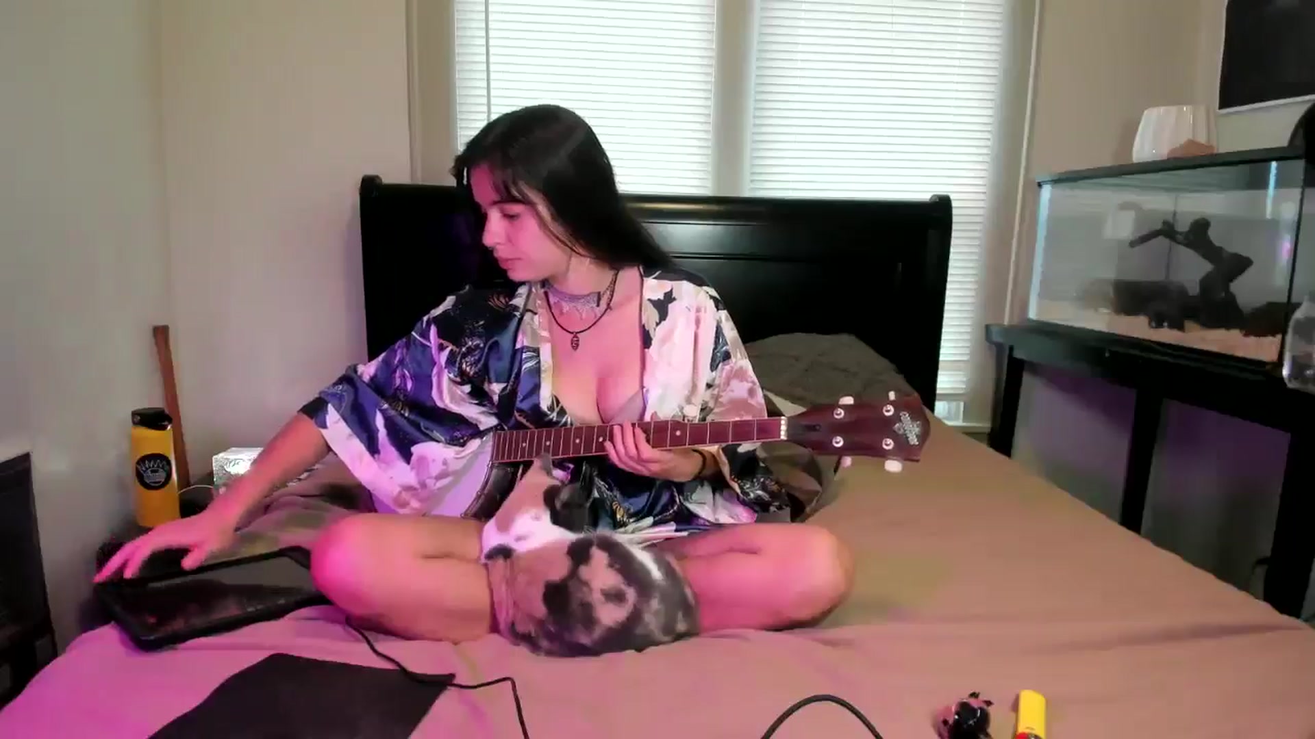 Gallery image thumbnail from IvyandCharlie's myfreecams stream on, 11/22/2024, 16:47 image 18 of 20