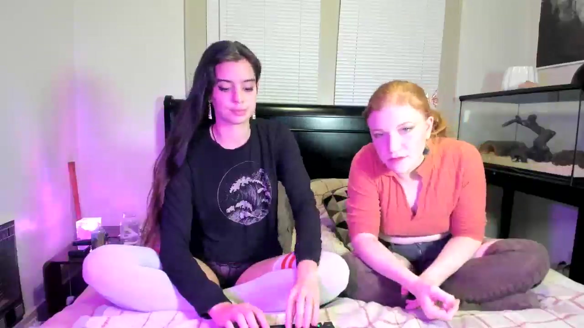 Gallery image thumbnail from IvyandCharlie's myfreecams stream on, 11/27/2024, 08:32 image 4 of 20