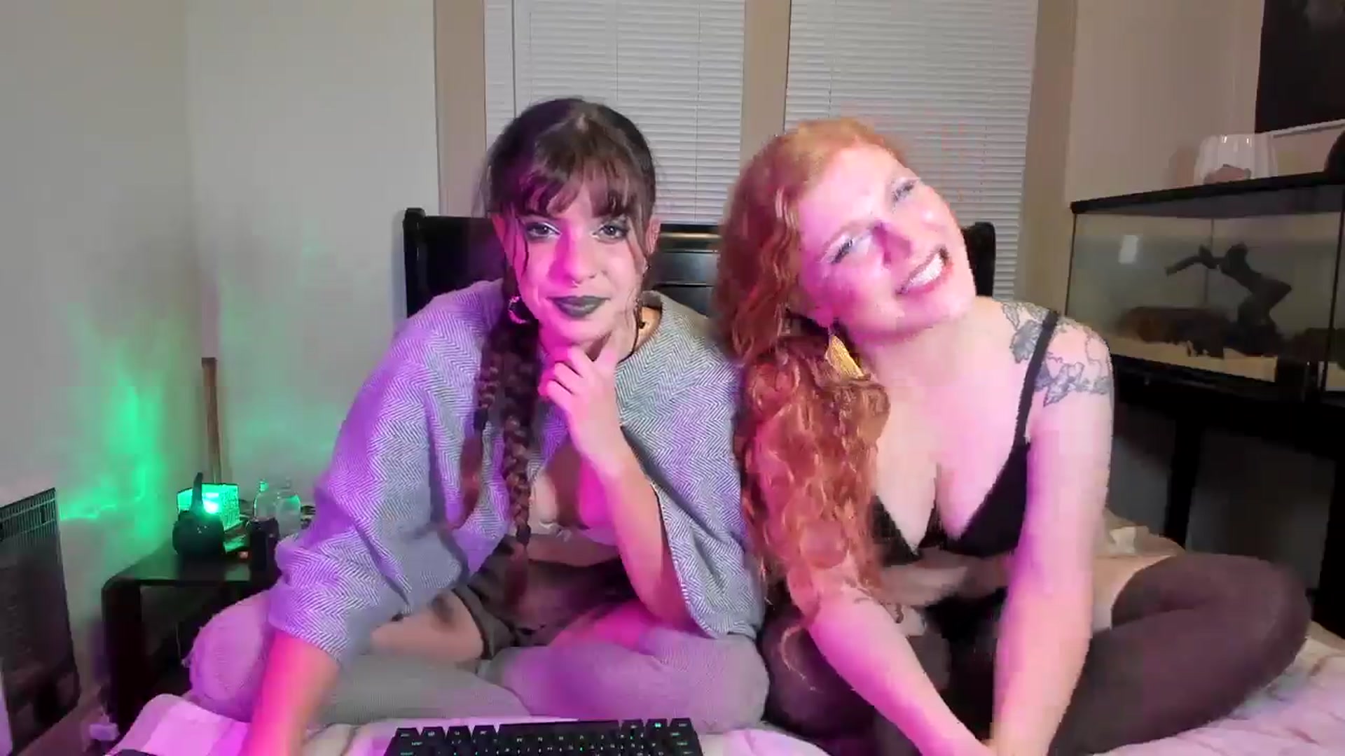 Gallery image thumbnail from IvyandCharlie's myfreecams stream on, 12/17/2024, 13:31 image 5 of 20