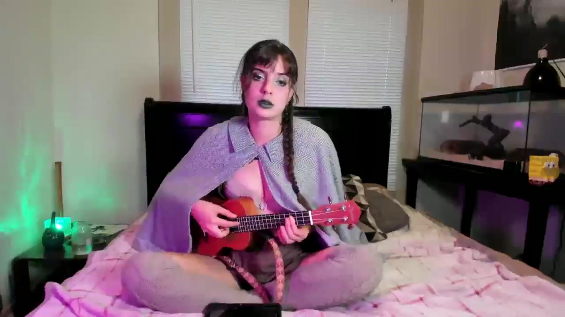 Gallery image thumbnail from IvyandCharlie's myfreecams stream on, 12/17/2024, 16:13 image 20 of 20