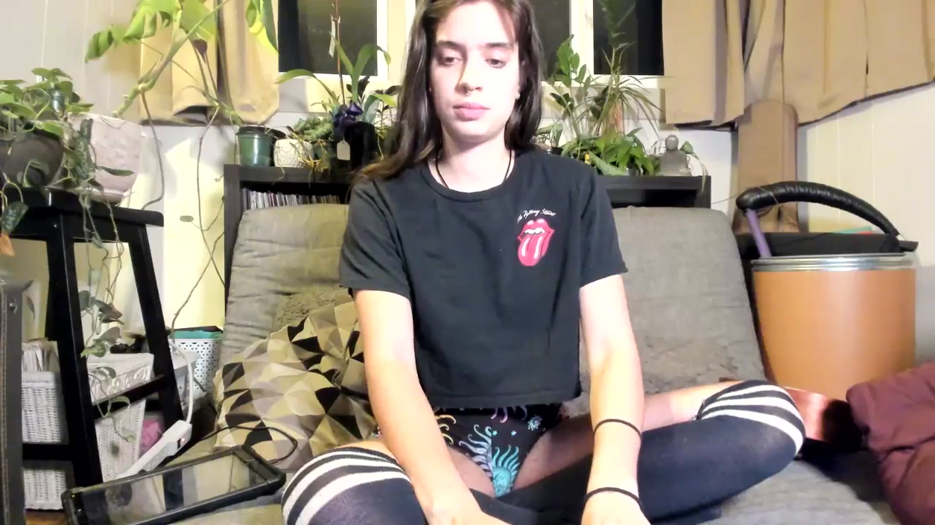 Gallery image thumbnail from IvyandCharlie's myfreecams stream on, 12/26/2024, 13:28 image 8 of 20