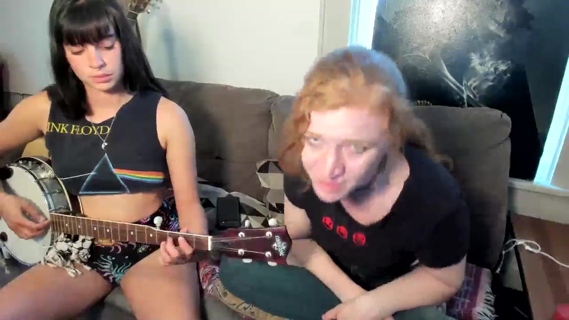Gallery image thumbnail from IvyandCharlie's myfreecams stream on, 05/05/2025, 02:17 image 14 of 20