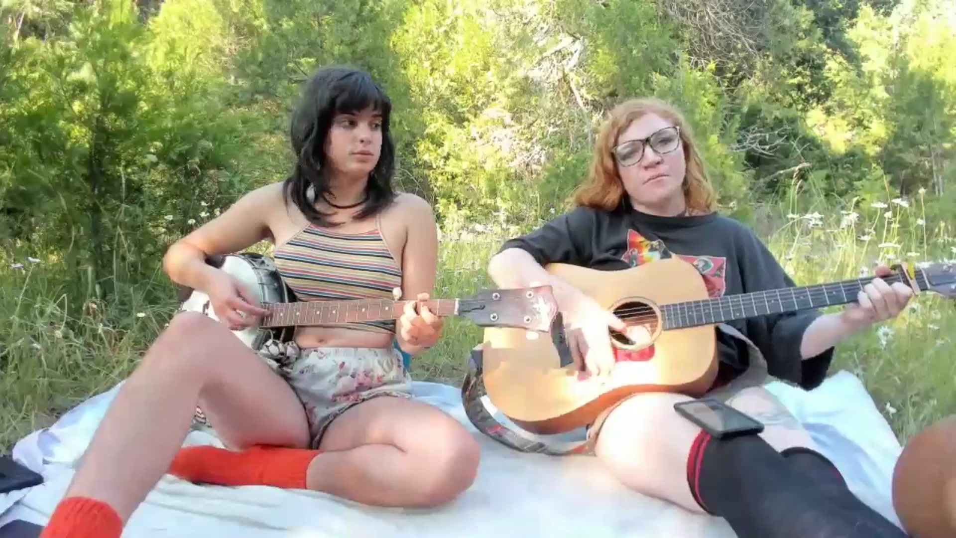 Gallery image thumbnail from IvyandCharlie's myfreecams stream on, 06/23/2025, 02:10 image 13 of 20