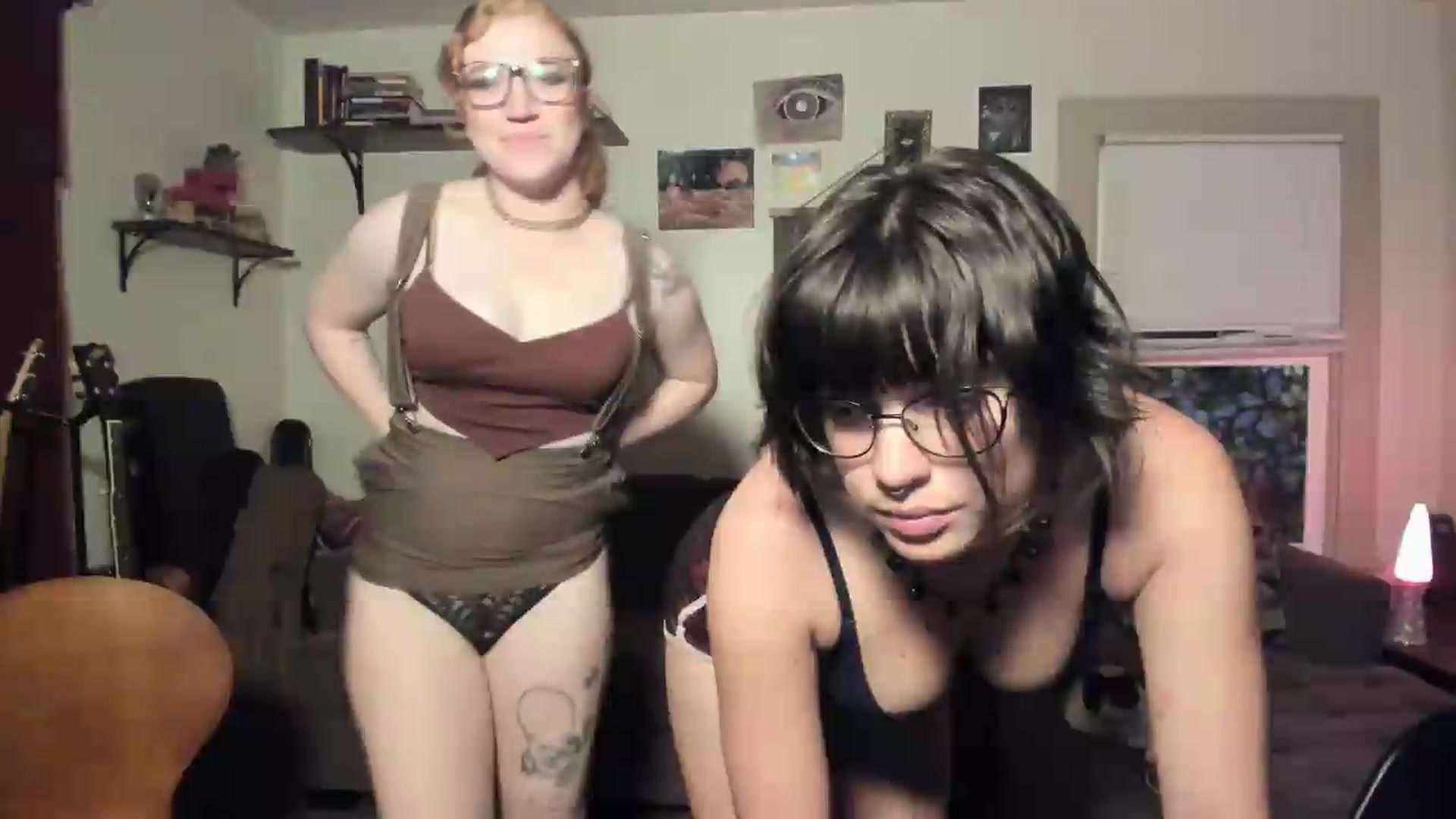 Gallery image thumbnail from IvyandCharlie's myfreecams stream on, 04/08/2026, 08:11 image 10 of 20