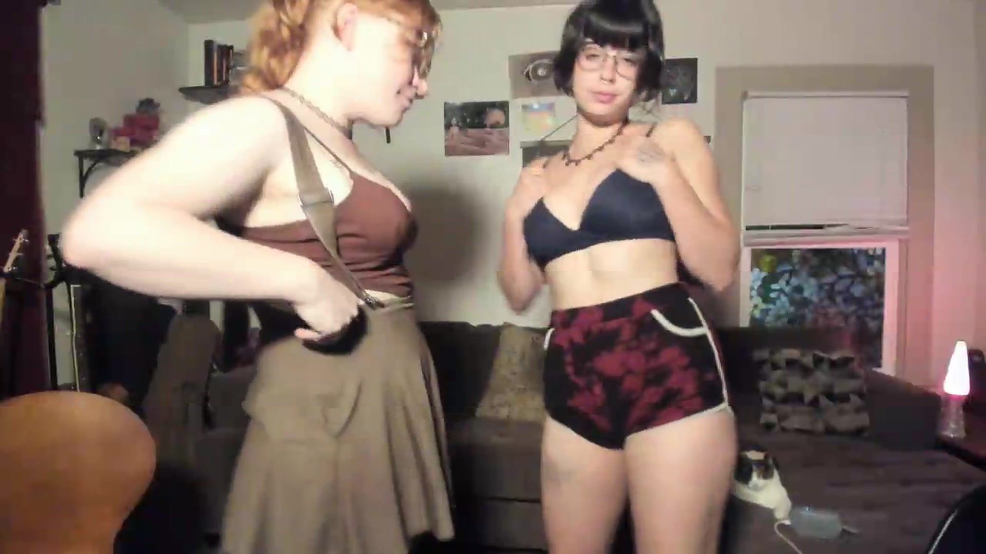 Gallery image thumbnail from IvyandCharlie's myfreecams stream on, 04/08/2026, 08:11 image 12 of 20