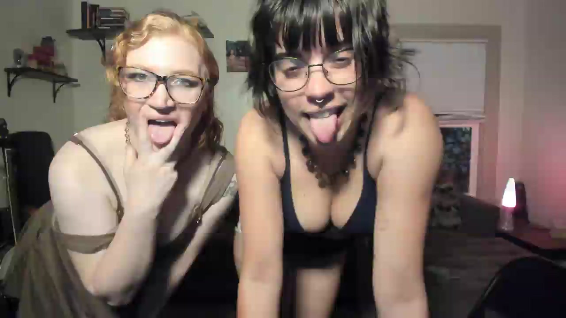 Gallery image thumbnail from IvyandCharlie's myfreecams stream on, 04/08/2026, 08:11 image 1 of 20