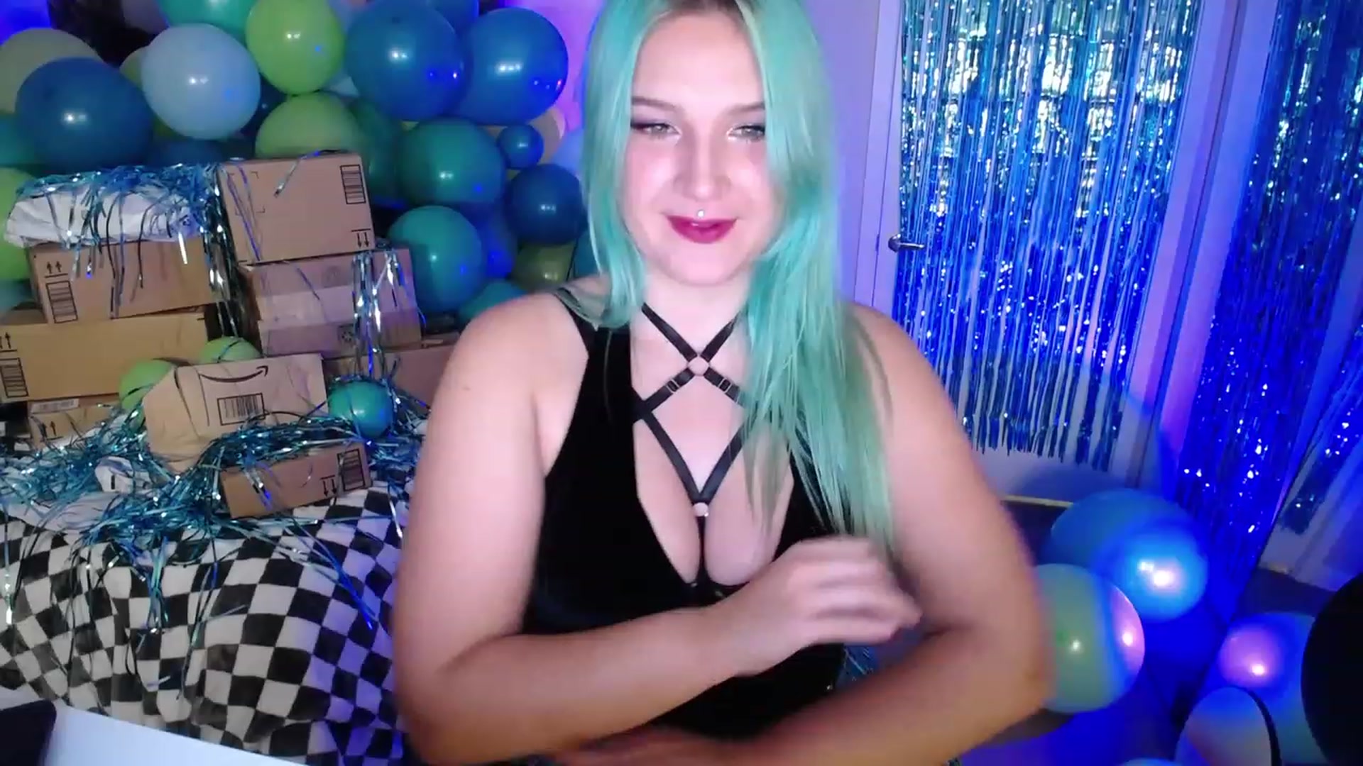 Gallery image thumbnail from IvysRevenge's myfreecams stream on, 12/10/2022, 02:59 image 10 of 20