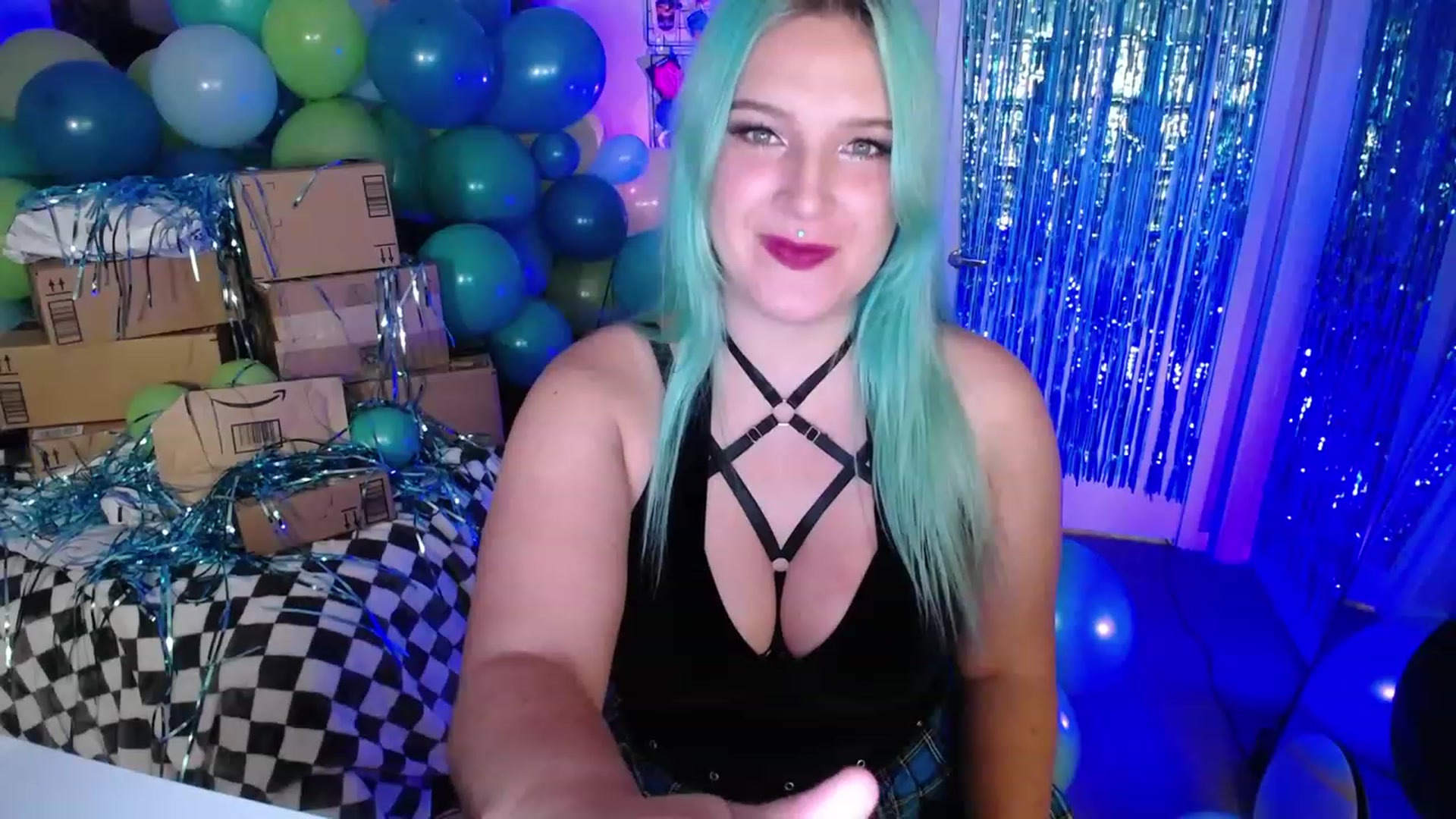 Gallery image thumbnail from IvysRevenge's myfreecams stream on, 12/10/2022, 02:59 image 20 of 20