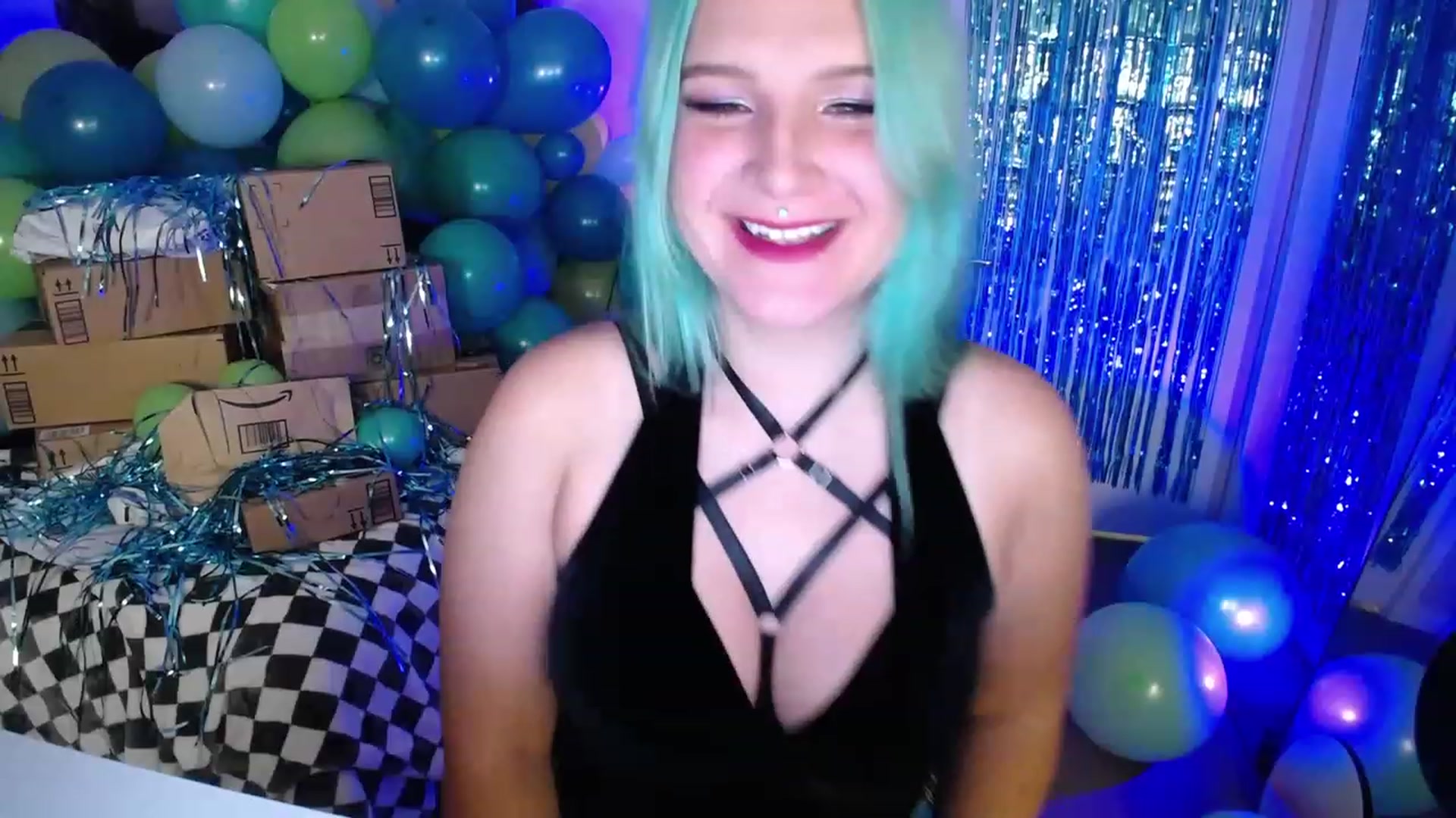 Gallery image thumbnail from IvysRevenge's myfreecams stream on, 12/10/2022, 02:59 image 7 of 20
