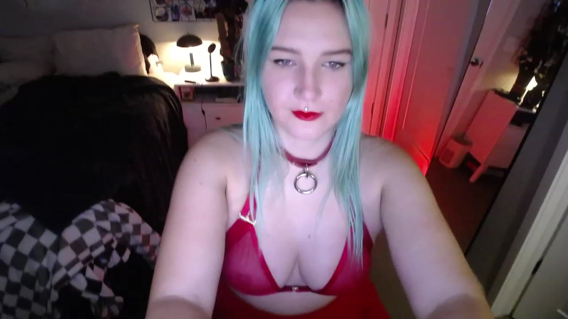 Gallery image thumbnail from IvysRevenge's myfreecams stream on, 12/24/2022, 06:11 image 8 of 20