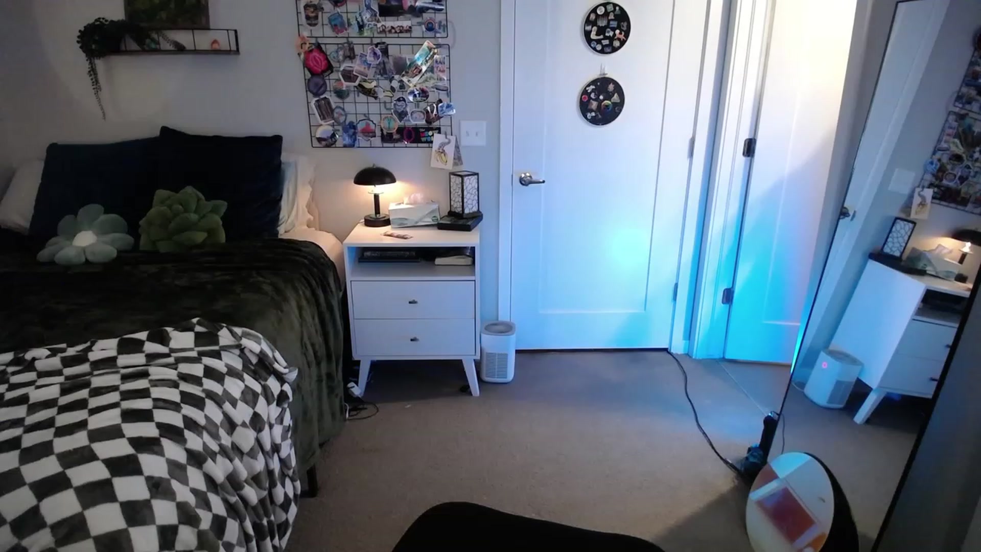Gallery image thumbnail from IvysRevenge's myfreecams stream on, 02/07/2023, 05:04 image 8 of 20