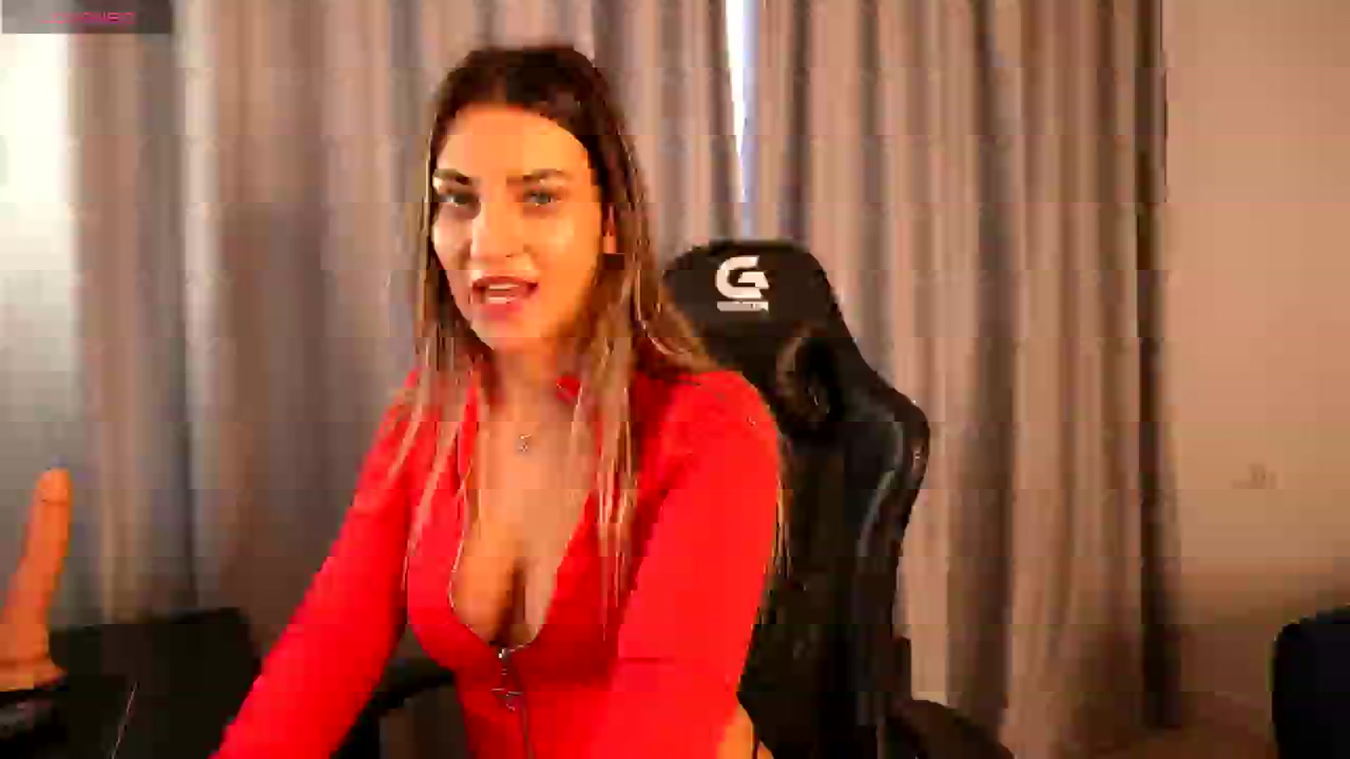 Gallery image thumbnail from Izy_belle's myfreecams stream on, 01/20/2025, 14:48 image 7 of 20