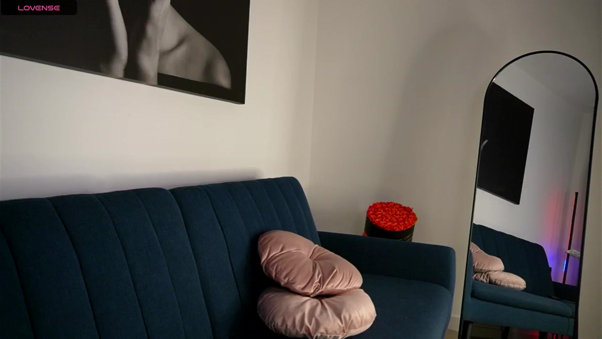 Gallery image thumbnail from Izy_belle's myfreecams stream on, 02/13/2025, 18:17 image 18 of 20